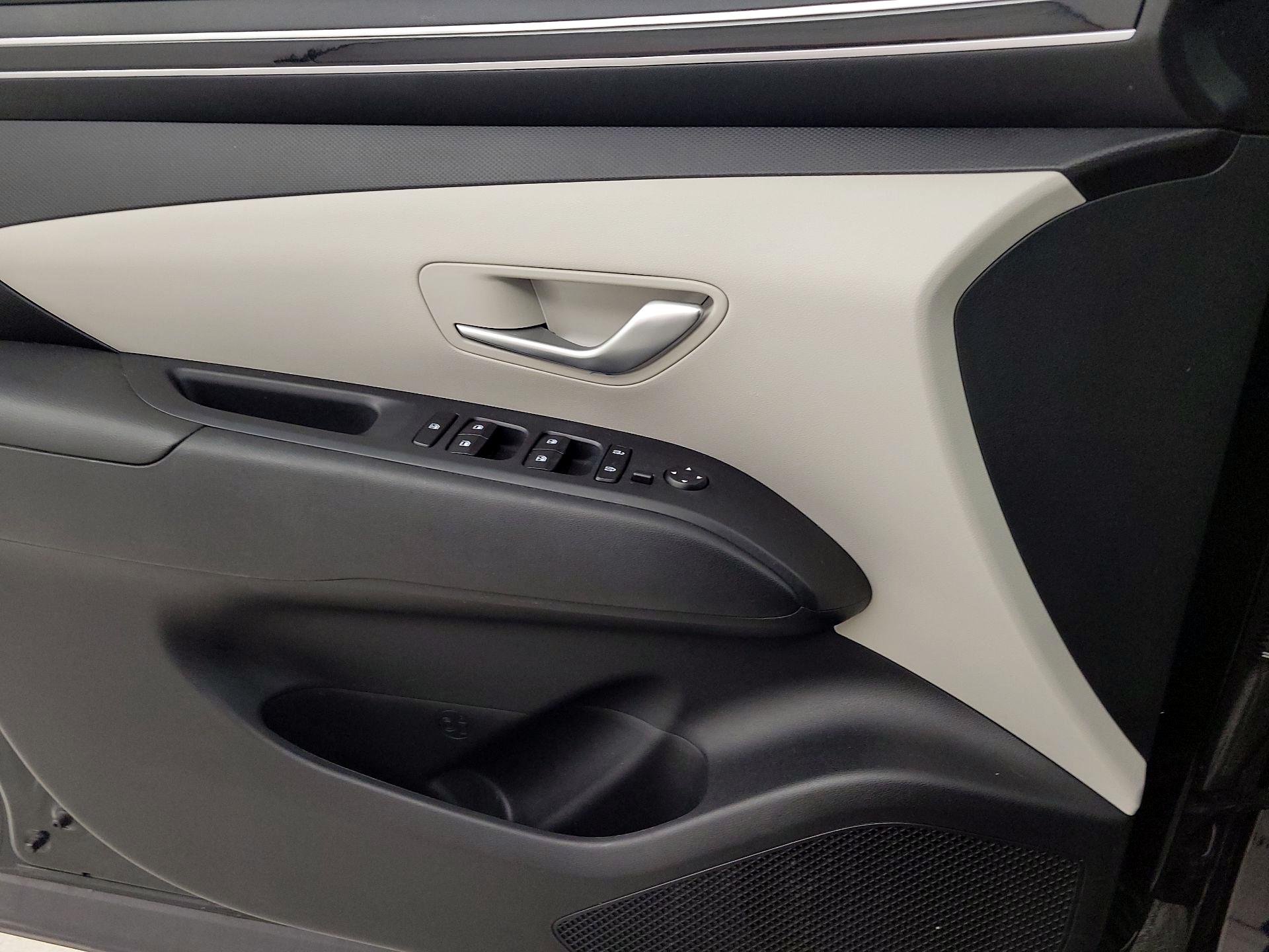 Thumbnail: 2023 Hyundai Tucson - 12