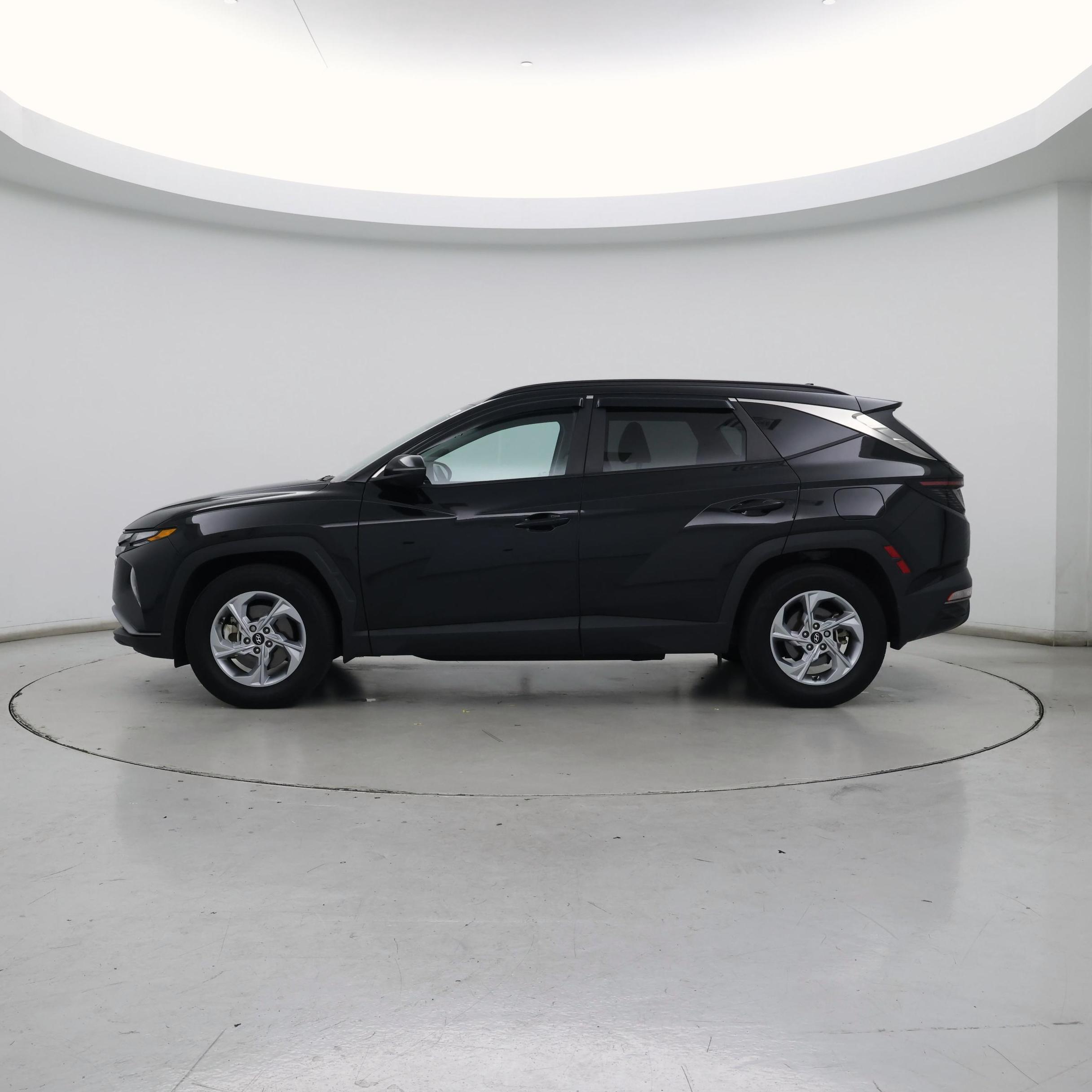 Thumbnail: 2023 Hyundai Tucson - 3
