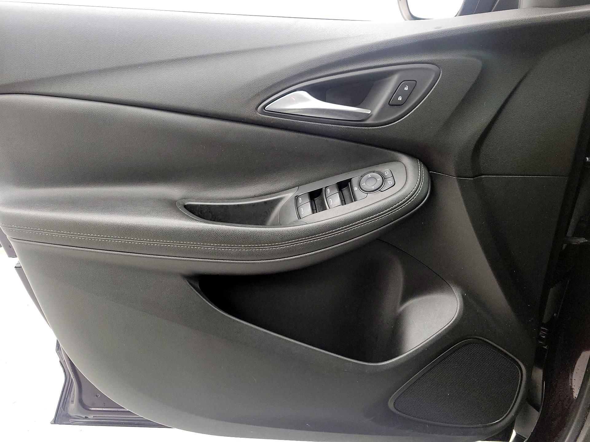 Thumbnail: 2020 Buick Encore GX - 12