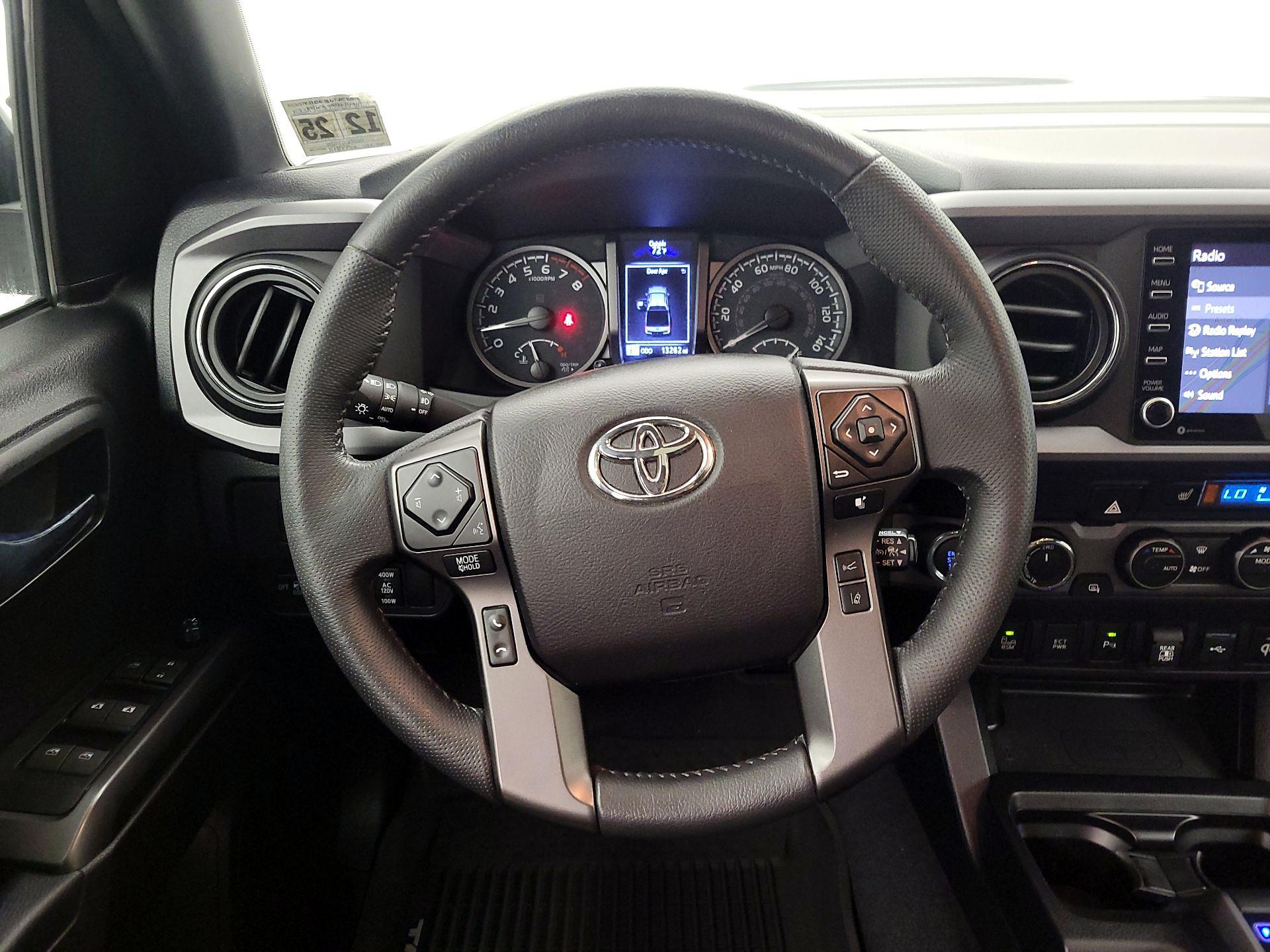Thumbnail: 2021 Toyota Tacoma - 10
