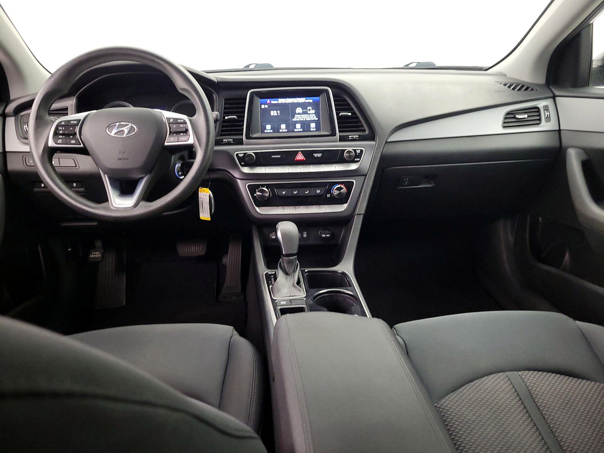 Thumbnail: 2019 Hyundai Sonata - 9