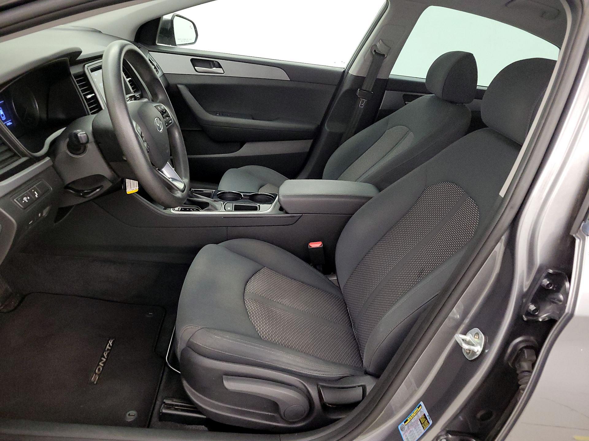 Thumbnail: 2019 Hyundai Sonata - 11