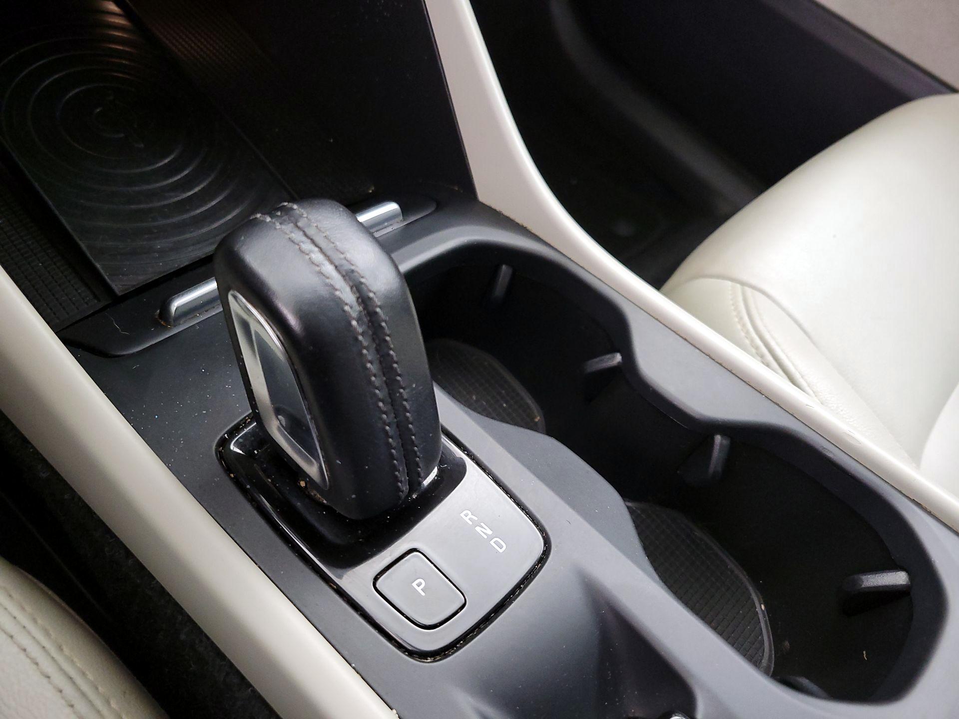 Thumbnail: 2019 Volvo XC40 - 17