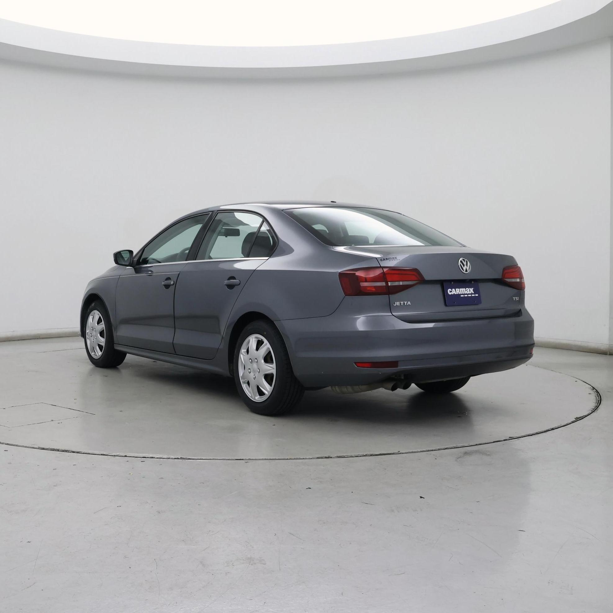 Thumbnail: 2017 Volkswagen Jetta - 2