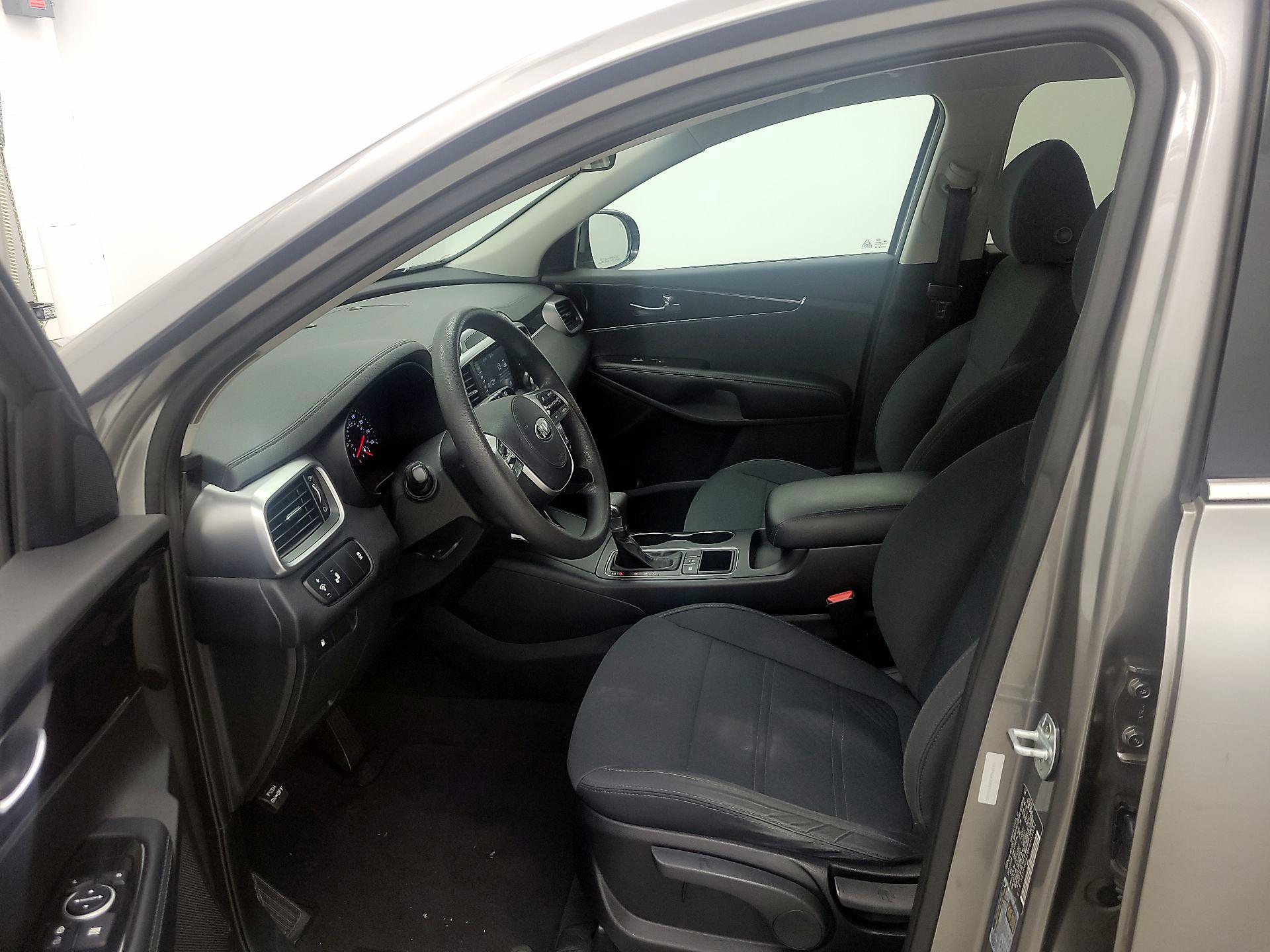 Thumbnail: 2019 Kia Sorento - 11