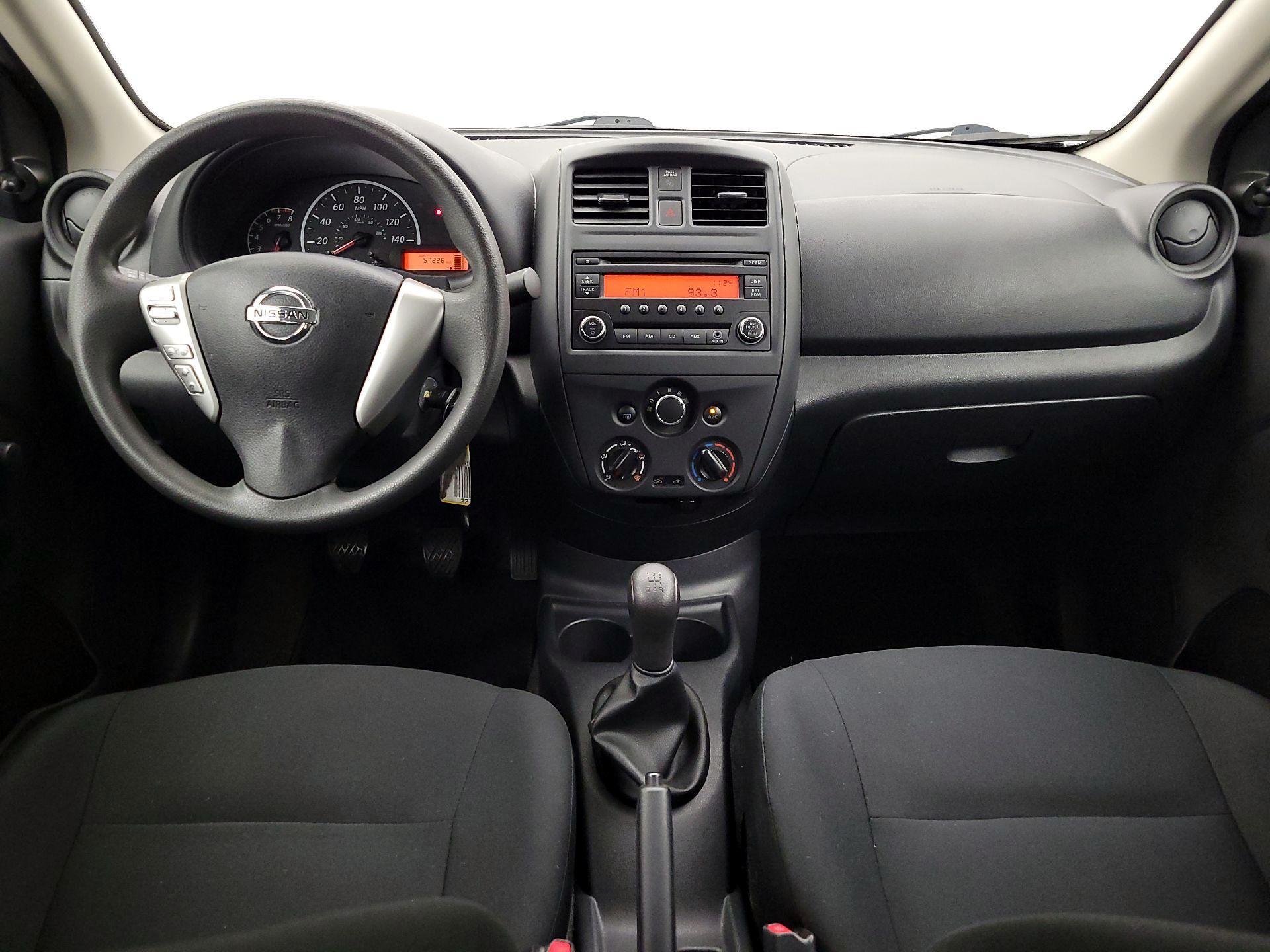 Thumbnail: 2015 Nissan Versa - 9