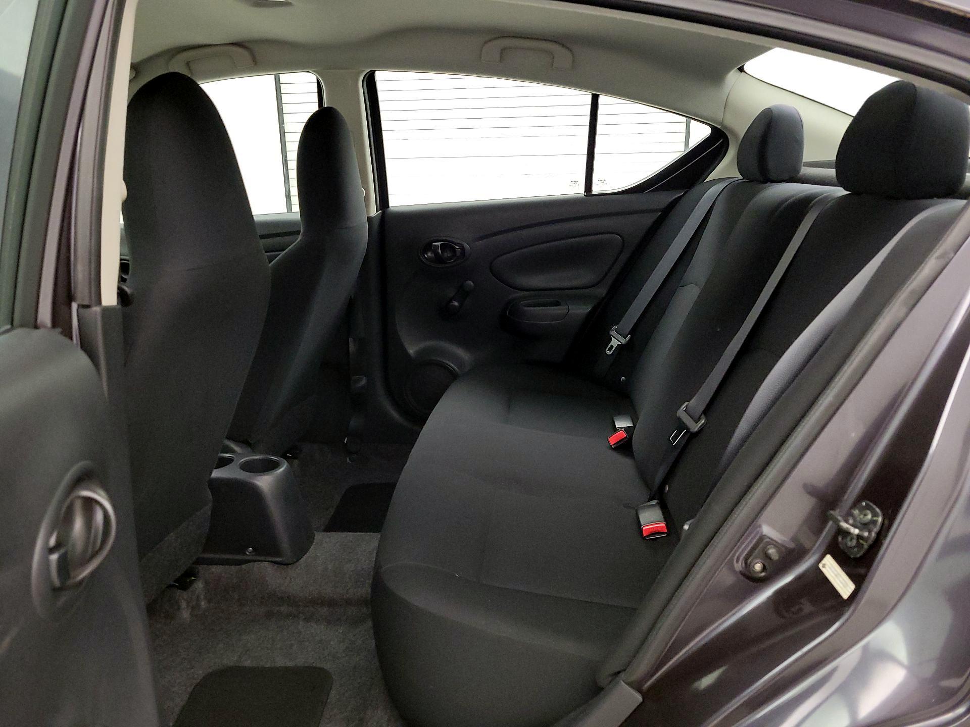 Thumbnail: 2015 Nissan Versa - 17