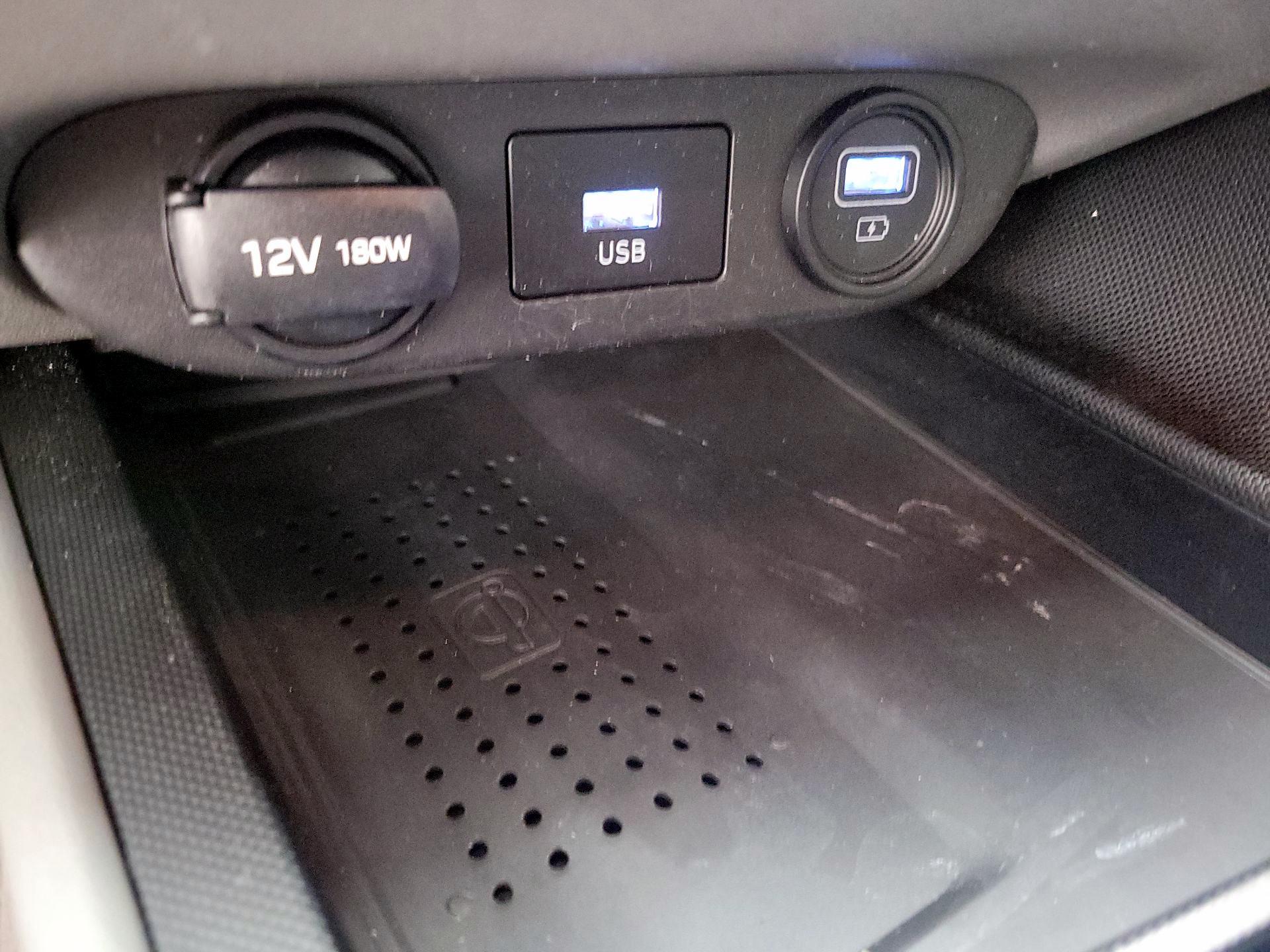 Thumbnail: 2023 Hyundai Elantra - 18