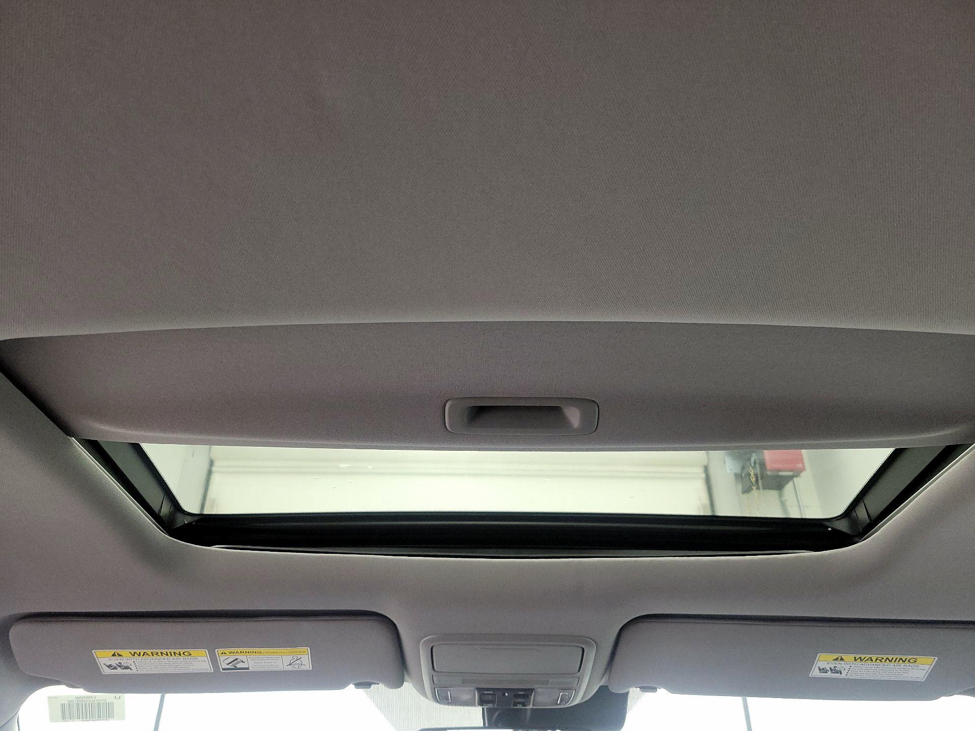 Thumbnail: 2022 Honda Pilot - 19