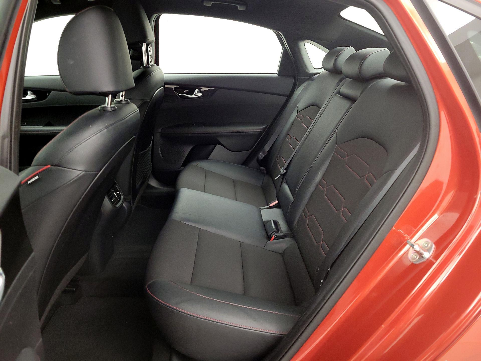 Thumbnail: 2020 Kia Forte - 19