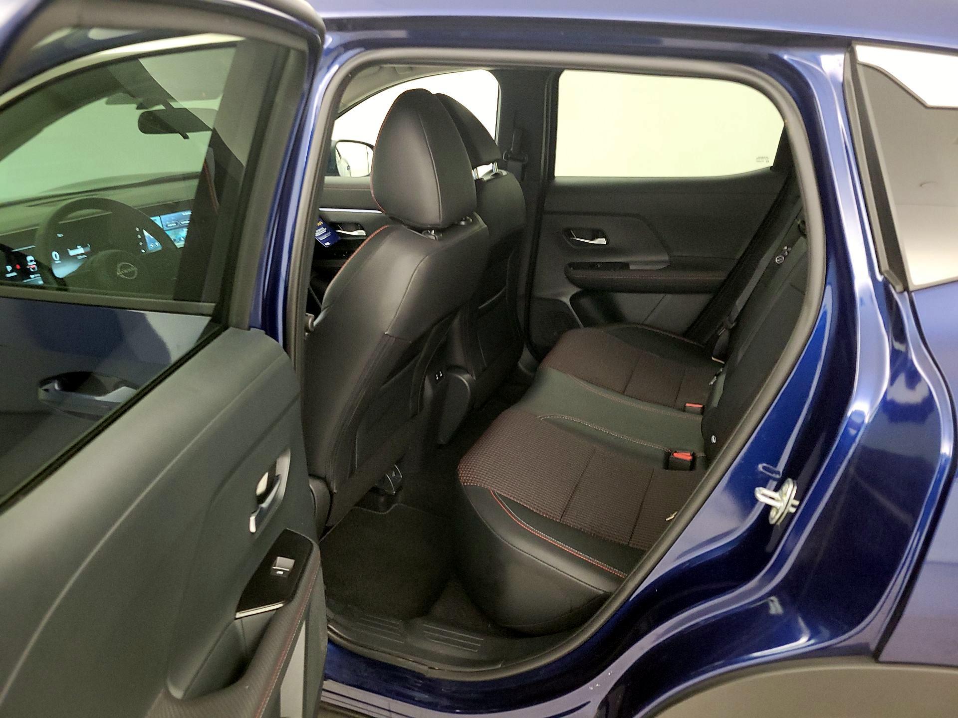 Thumbnail: 2025 Nissan Kicks - 19