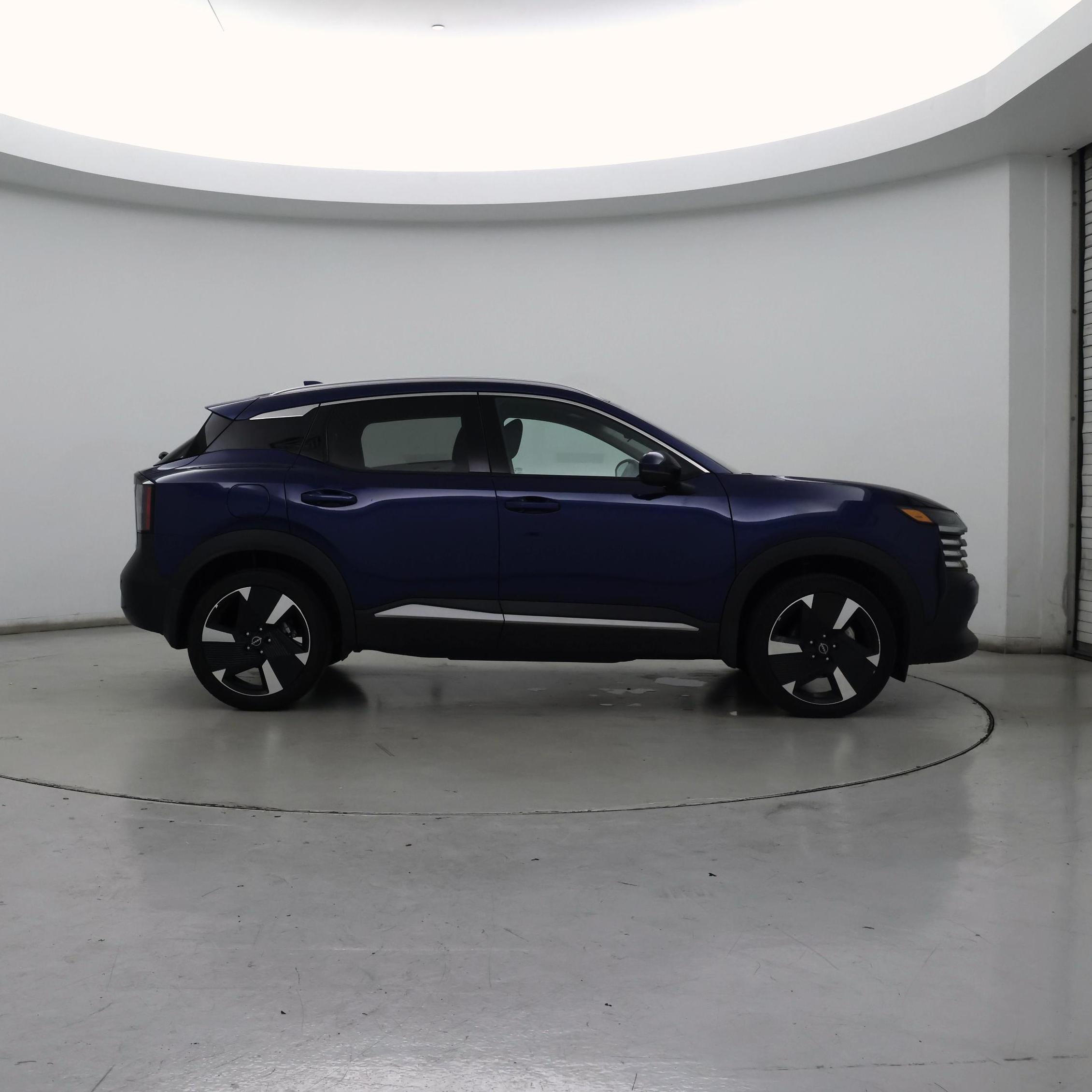 Thumbnail: 2025 Nissan Kicks - 7