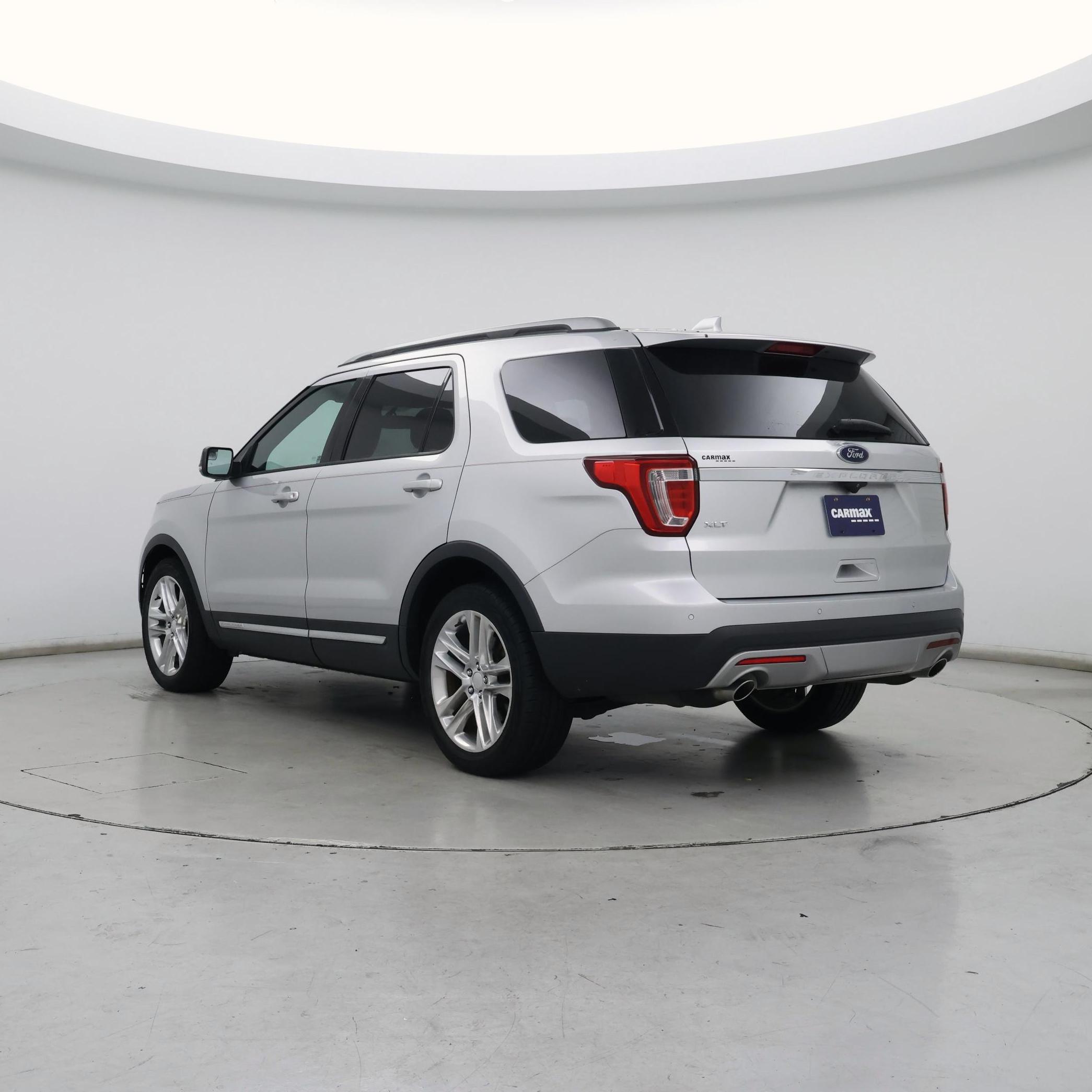 Thumbnail: 2017 Ford Explorer - 2