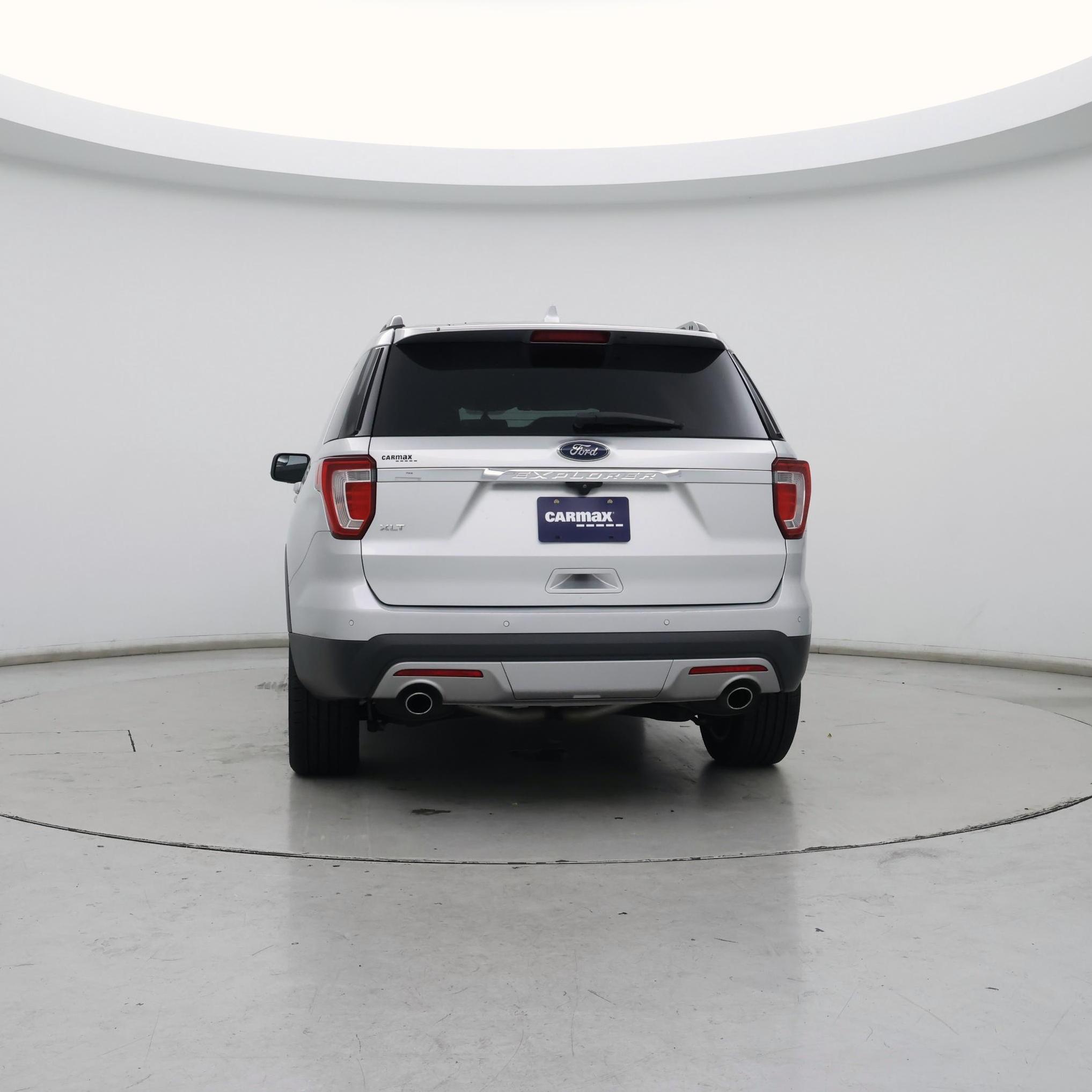 Thumbnail: 2017 Ford Explorer - 6