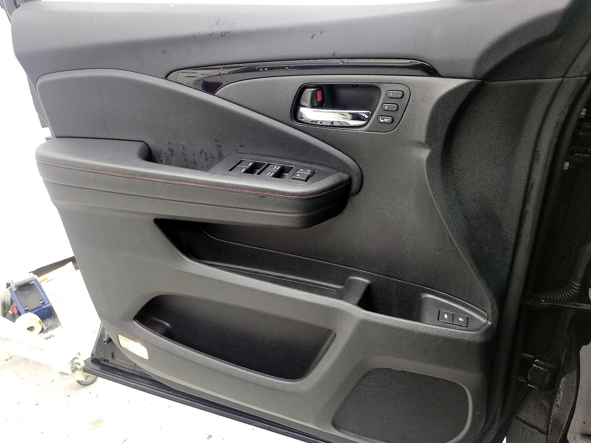 Thumbnail: 2021 Honda Pilot - 12