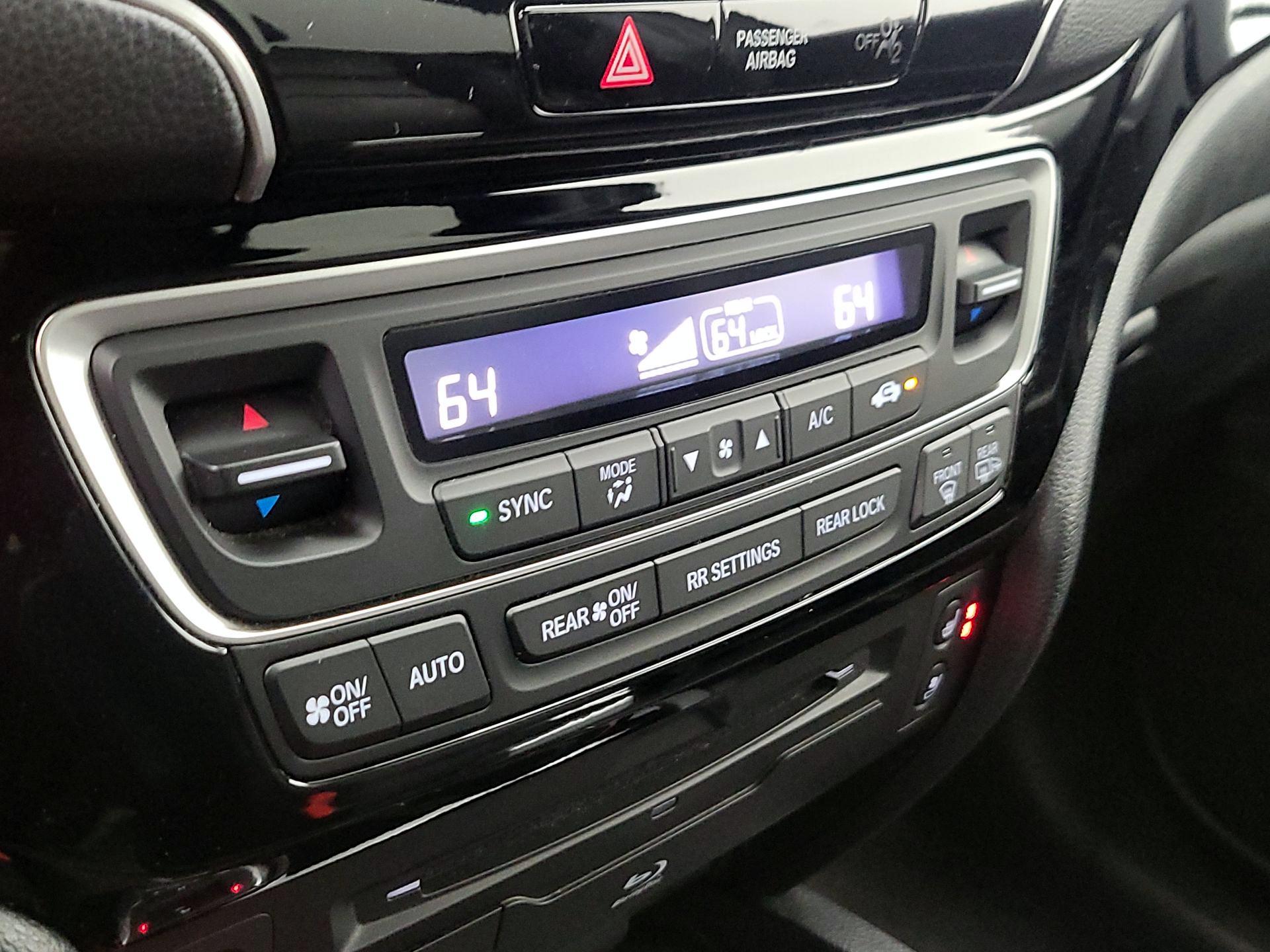 Thumbnail: 2021 Honda Pilot - 17