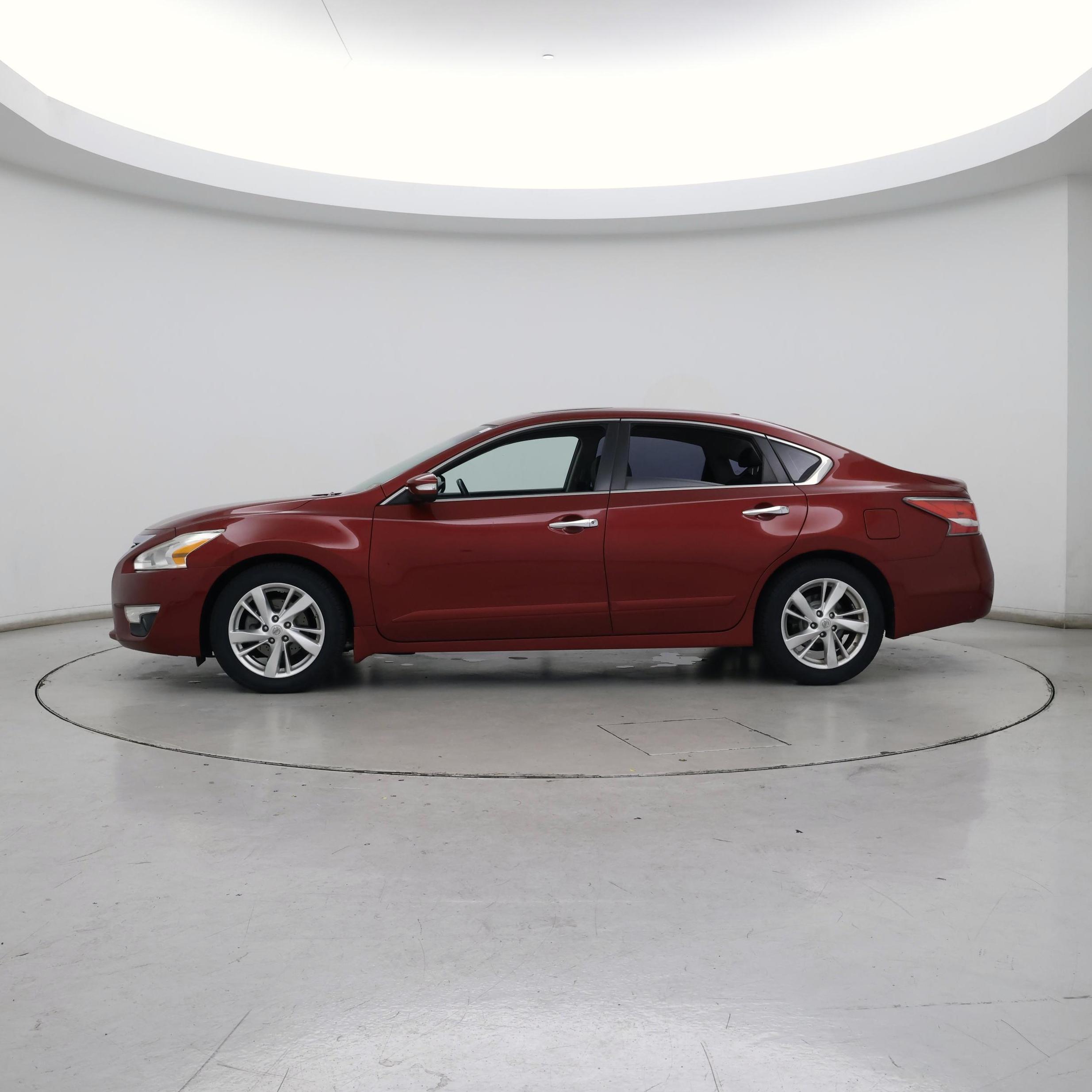 Thumbnail: 2015 Nissan Altima - 3