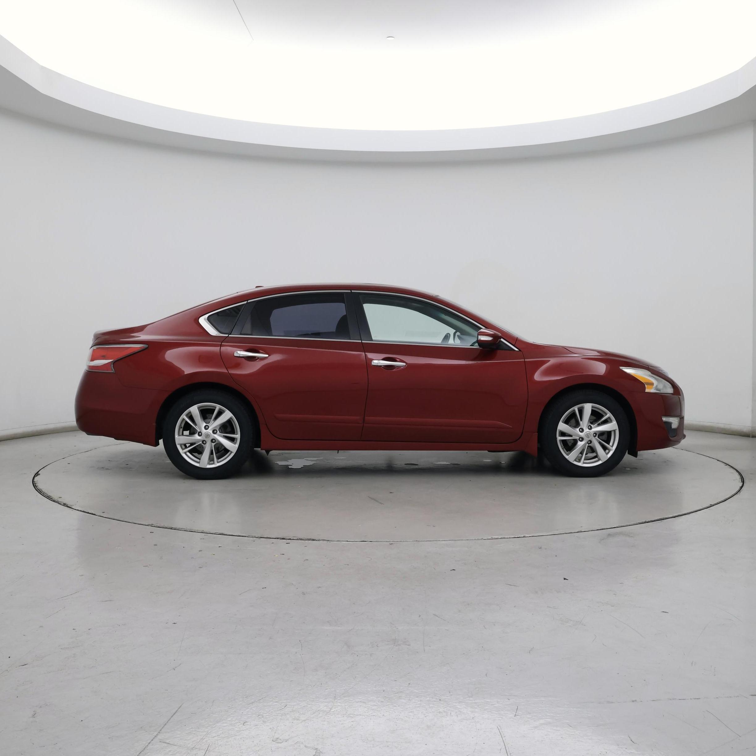 Thumbnail: 2015 Nissan Altima - 7
