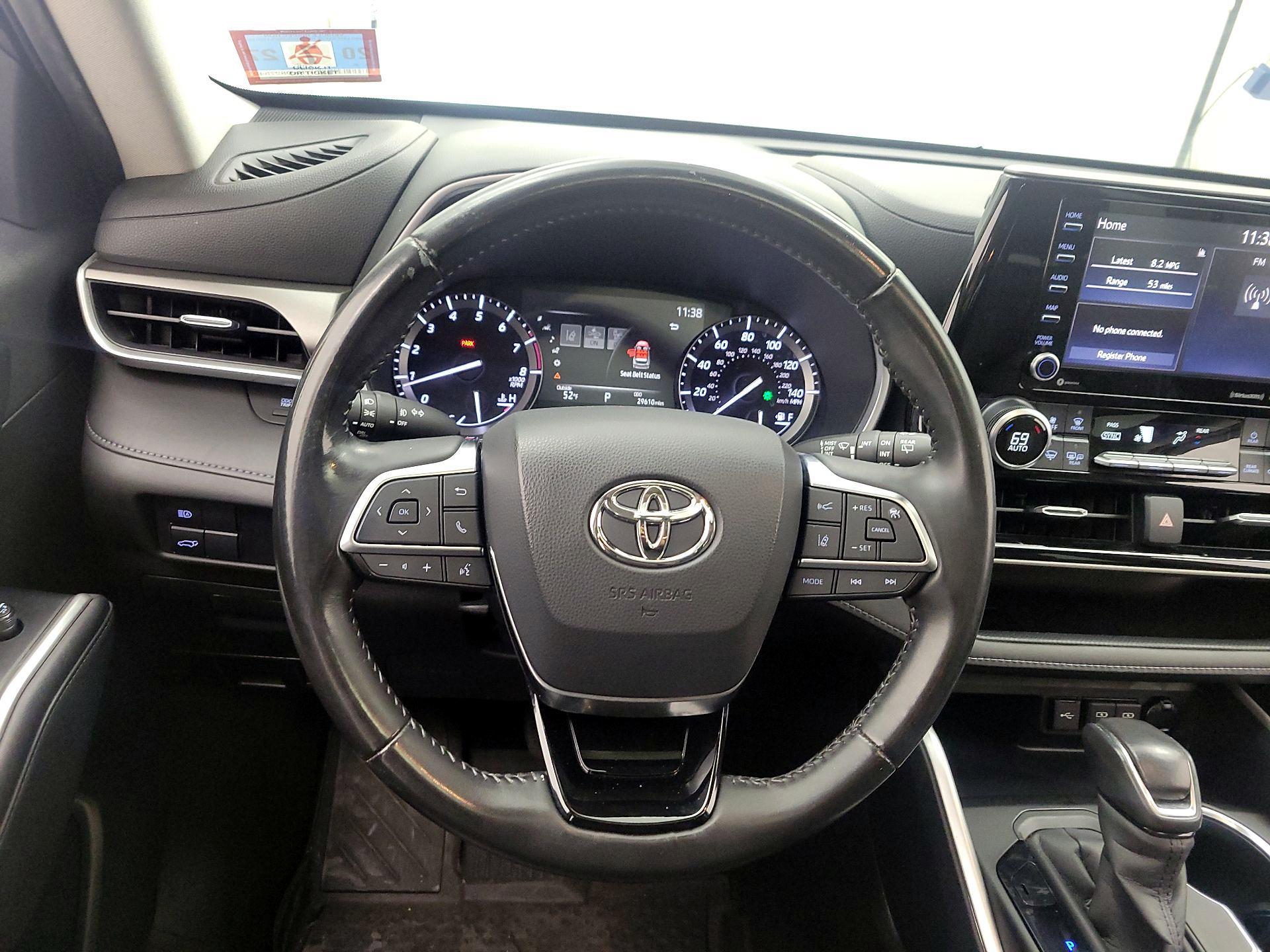 Thumbnail: 2020 Toyota Highlander - 10
