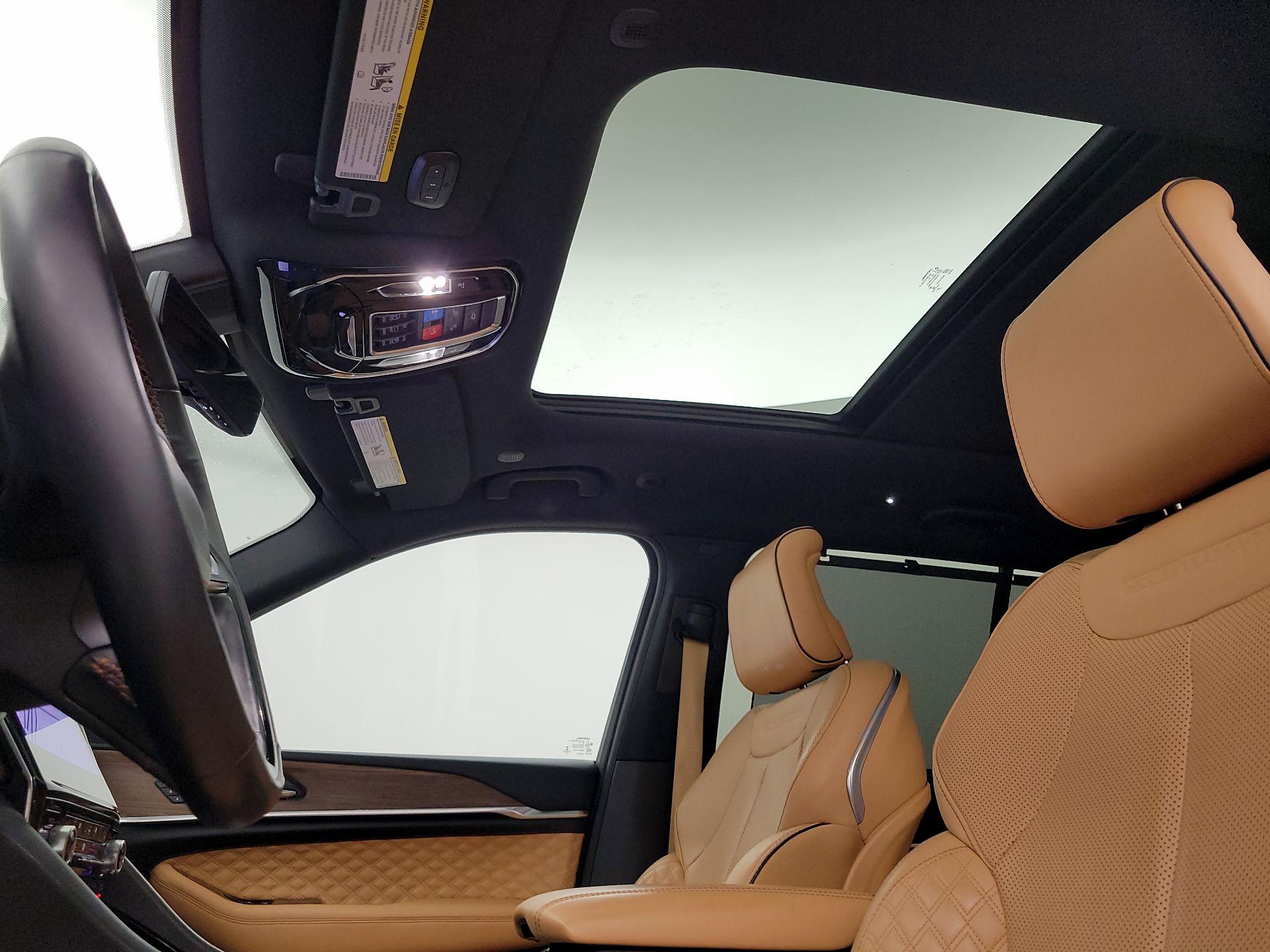 Thumbnail: 2023 Jeep Grand Cherokee - 20