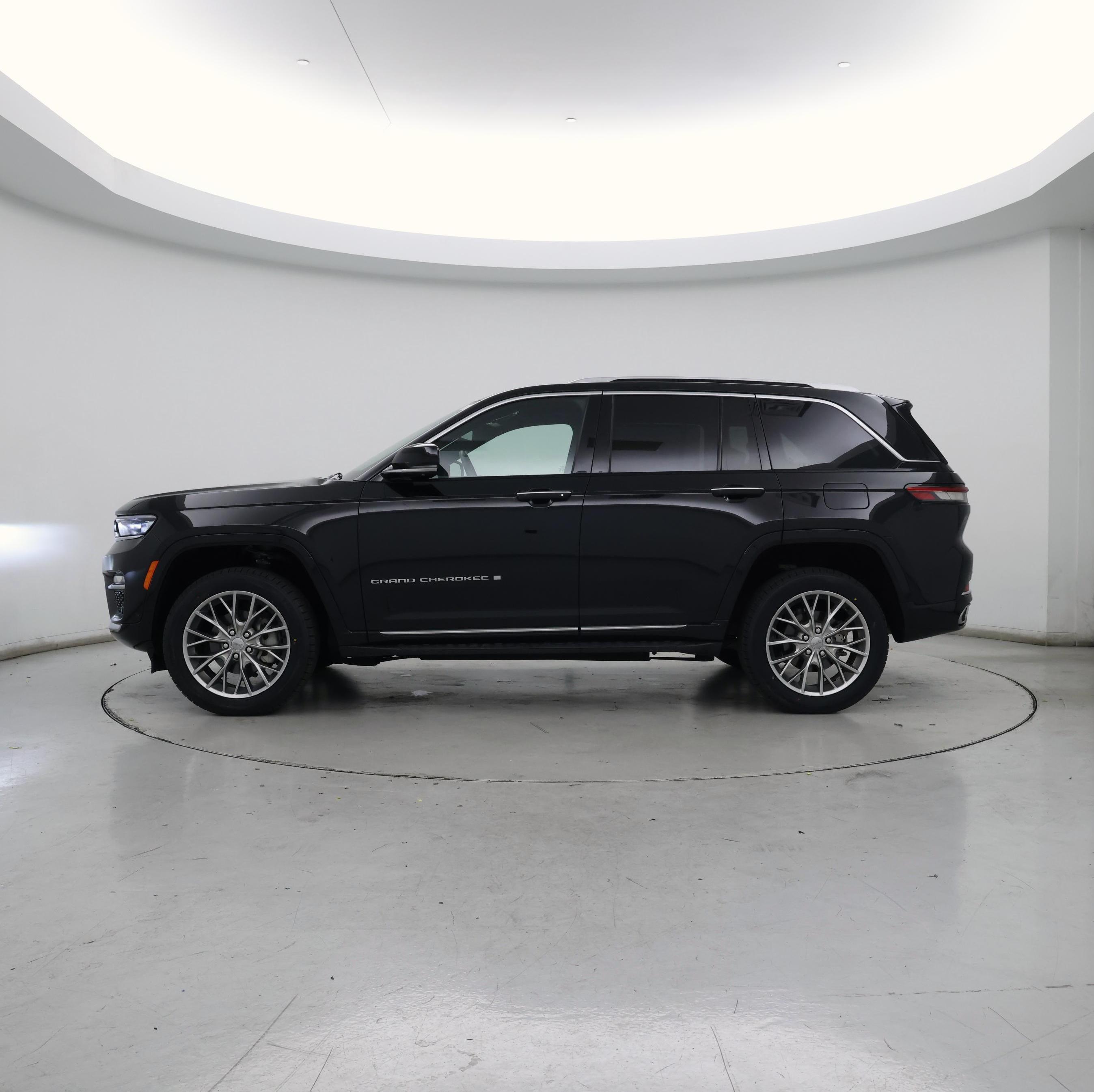 Thumbnail: 2023 Jeep Grand Cherokee - 3
