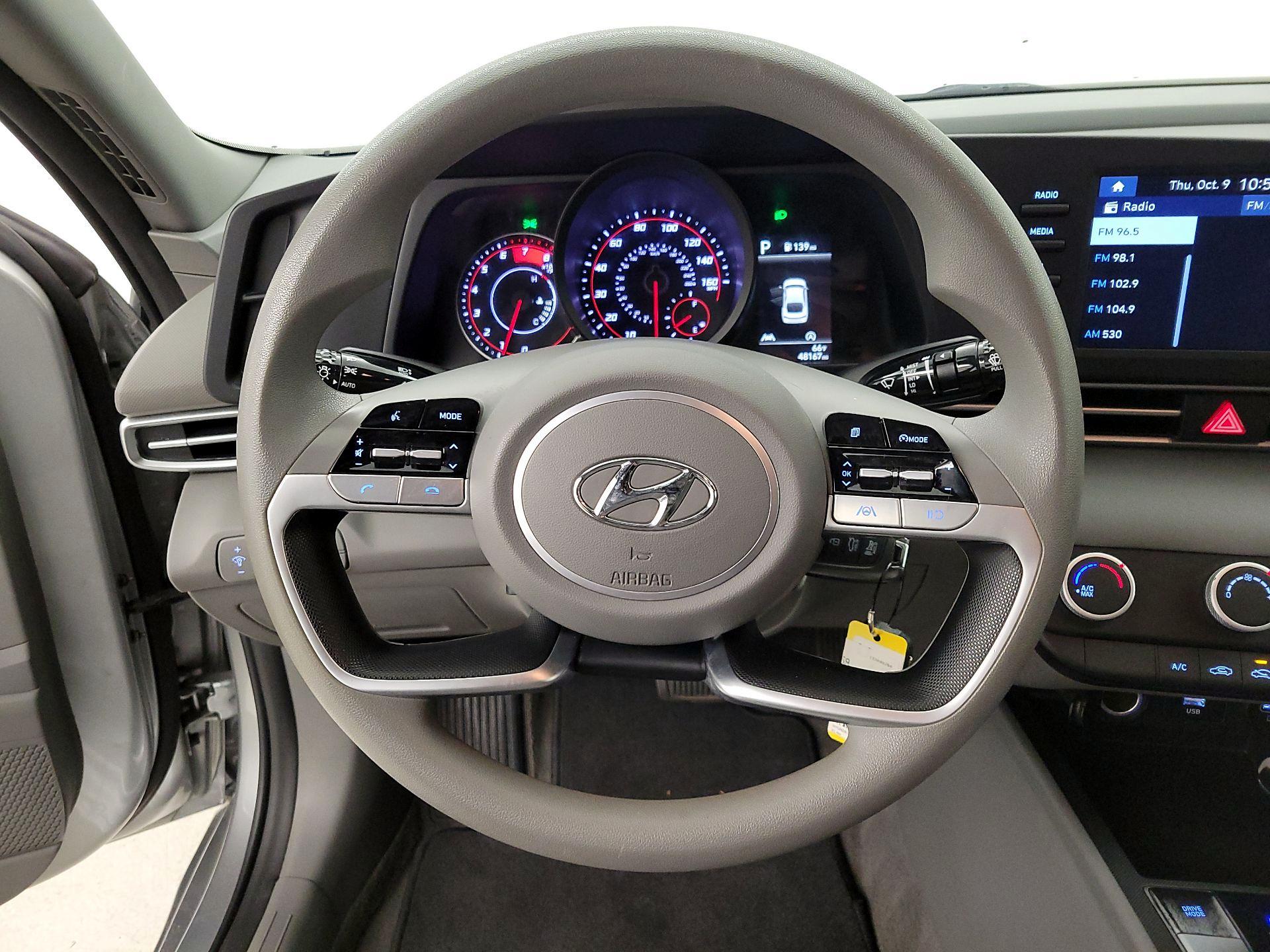 Thumbnail: 2021 Hyundai Elantra - 10