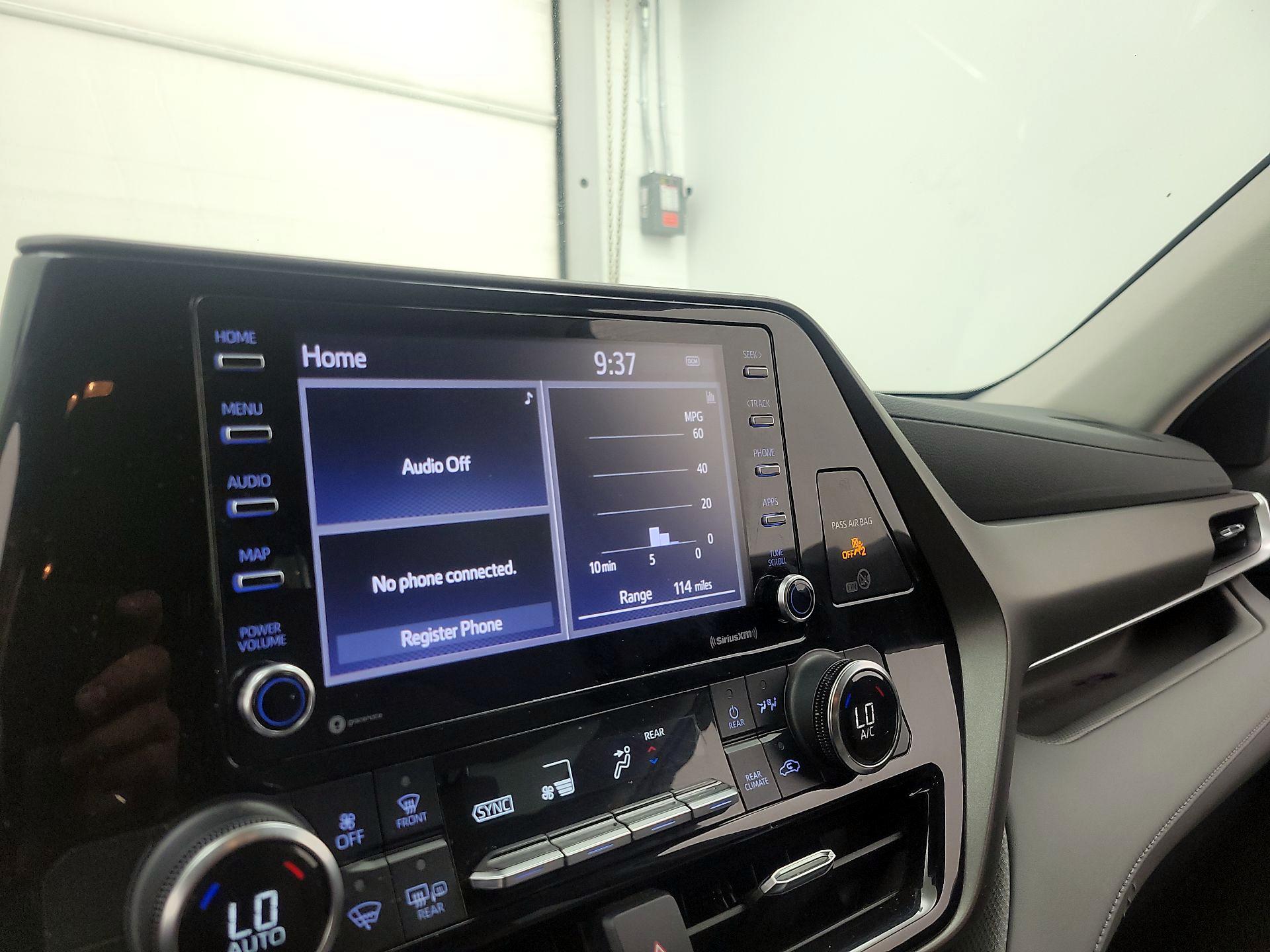 Thumbnail: 2022 Toyota Highlander - 14