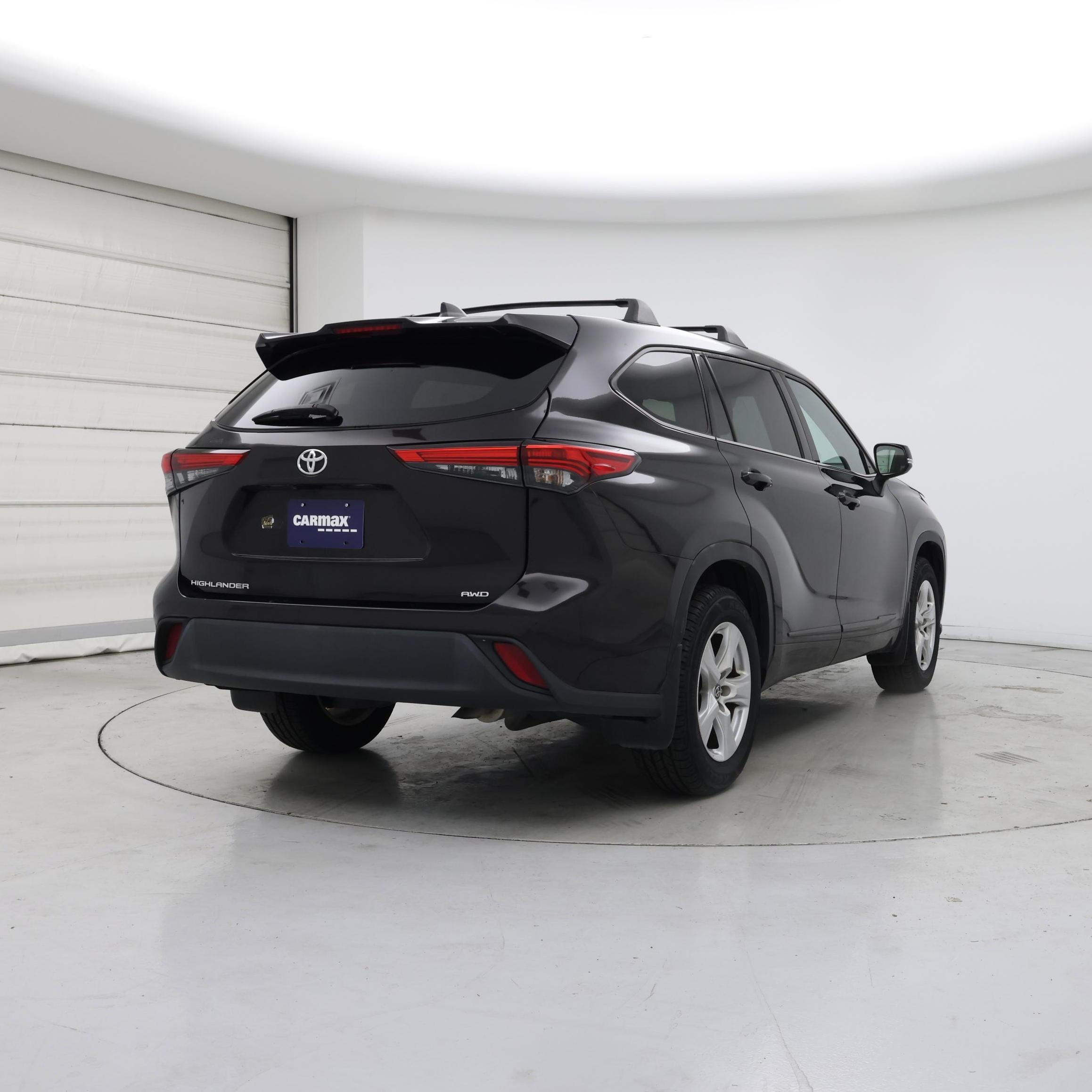 Thumbnail: 2022 Toyota Highlander - 8