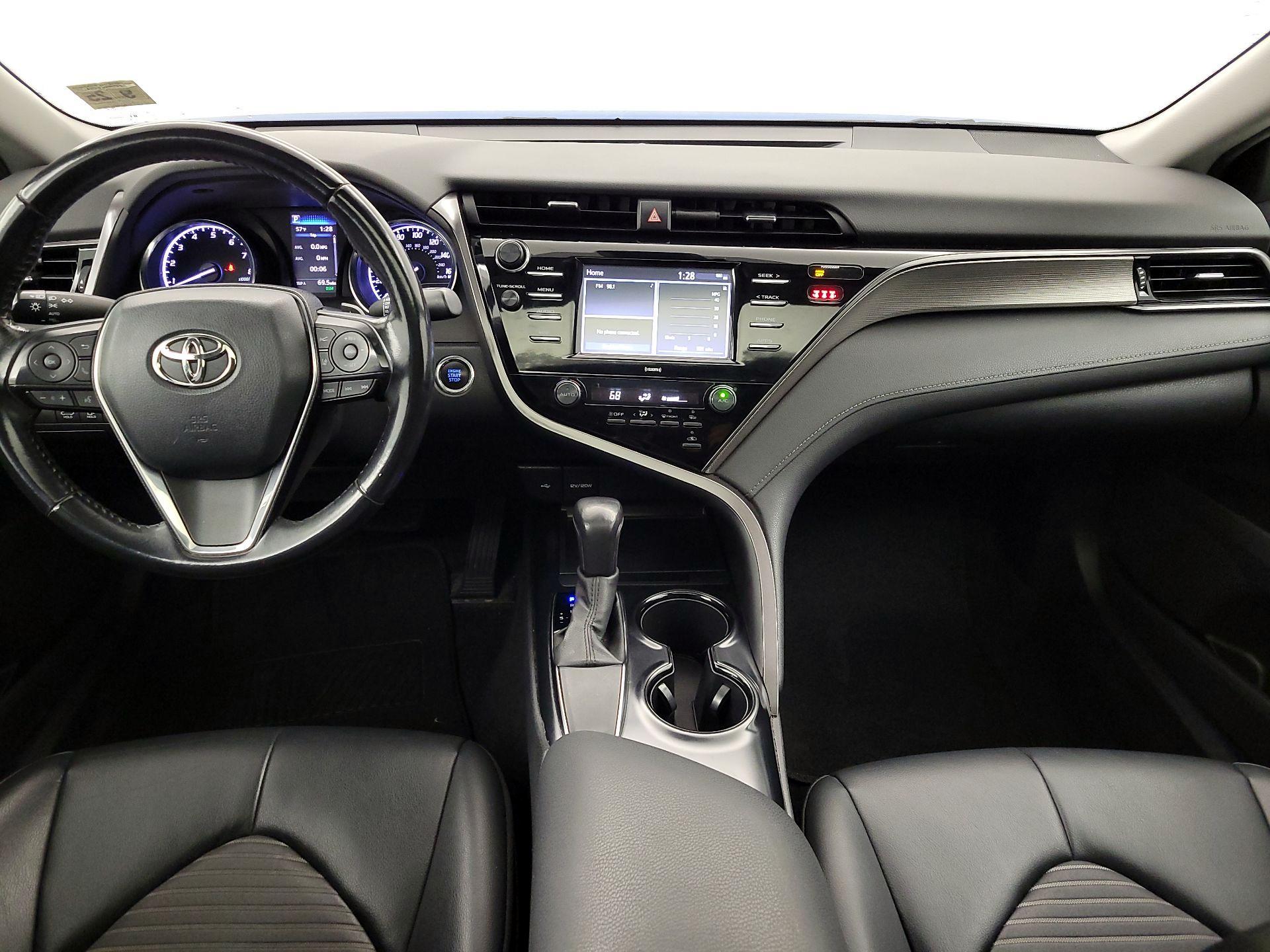 Thumbnail: 2020 Toyota Camry - 9