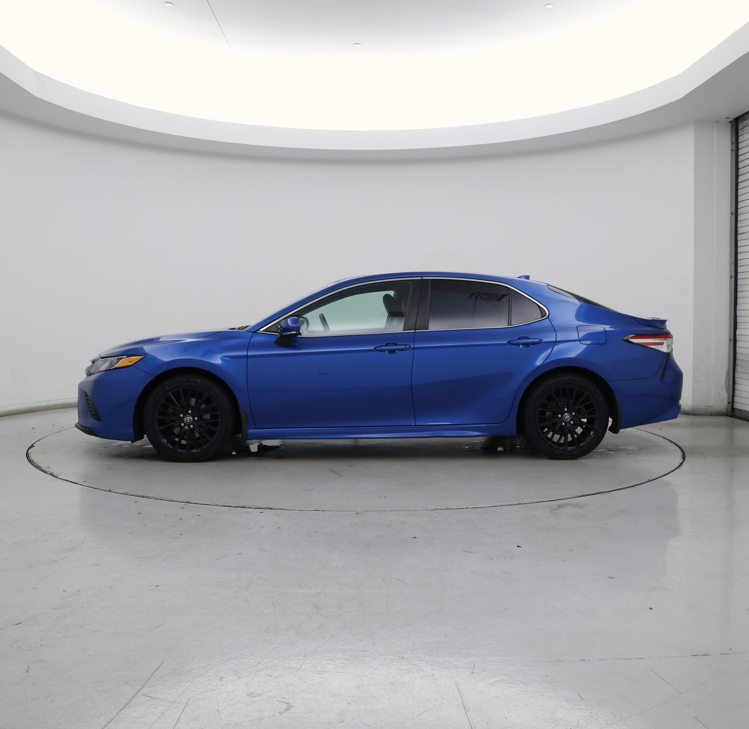 Thumbnail: 2020 Toyota Camry - 3