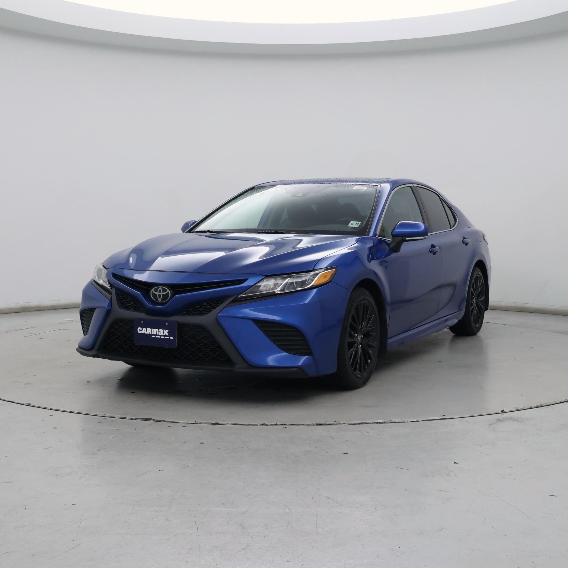Thumbnail: 2020 Toyota Camry - 4
