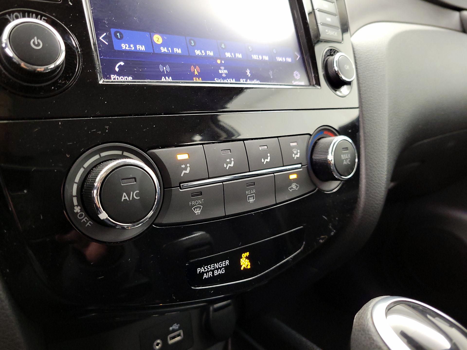 Thumbnail: 2021 Nissan Rogue Sport - 16