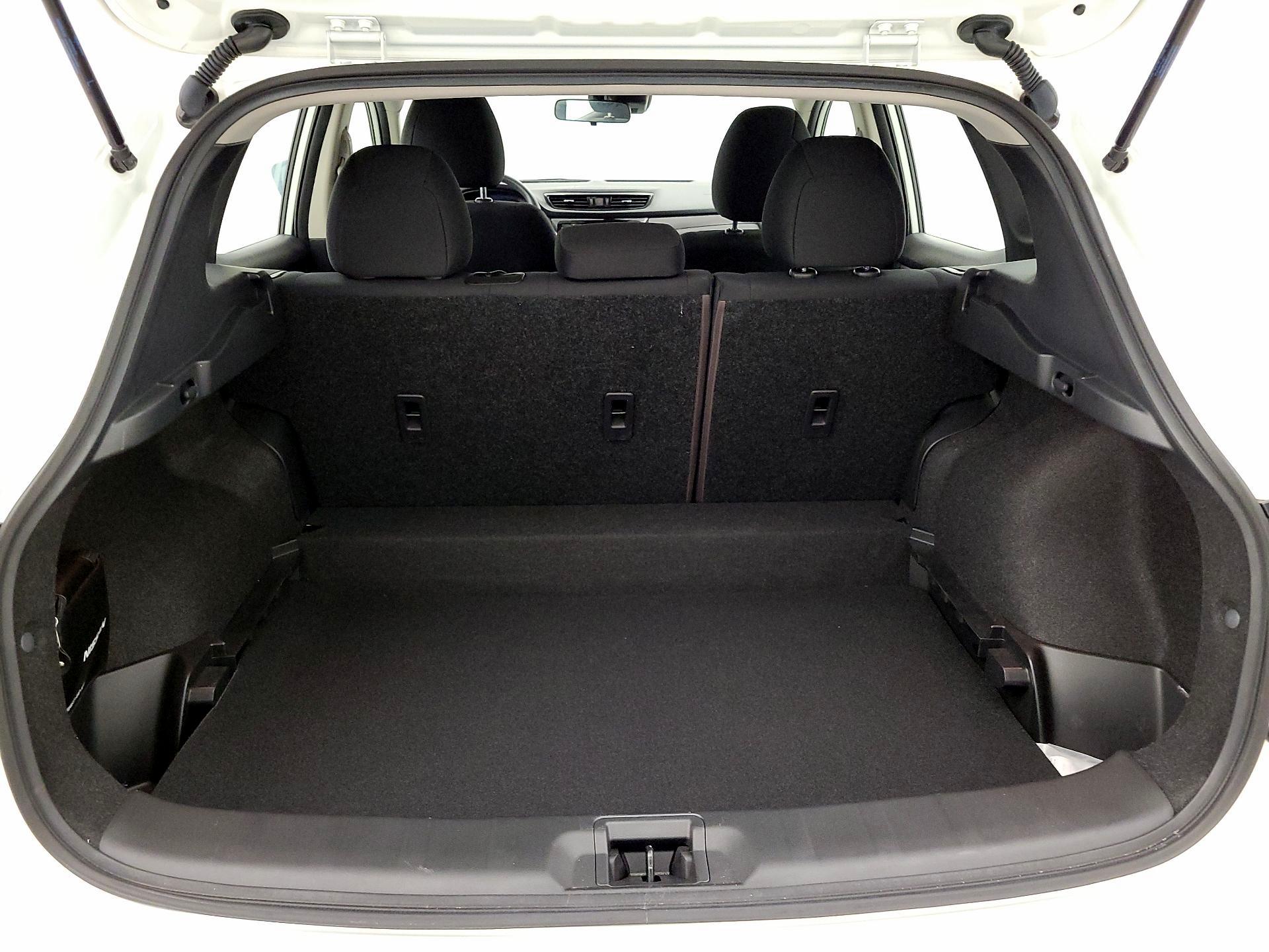 Thumbnail: 2021 Nissan Rogue Sport - 20