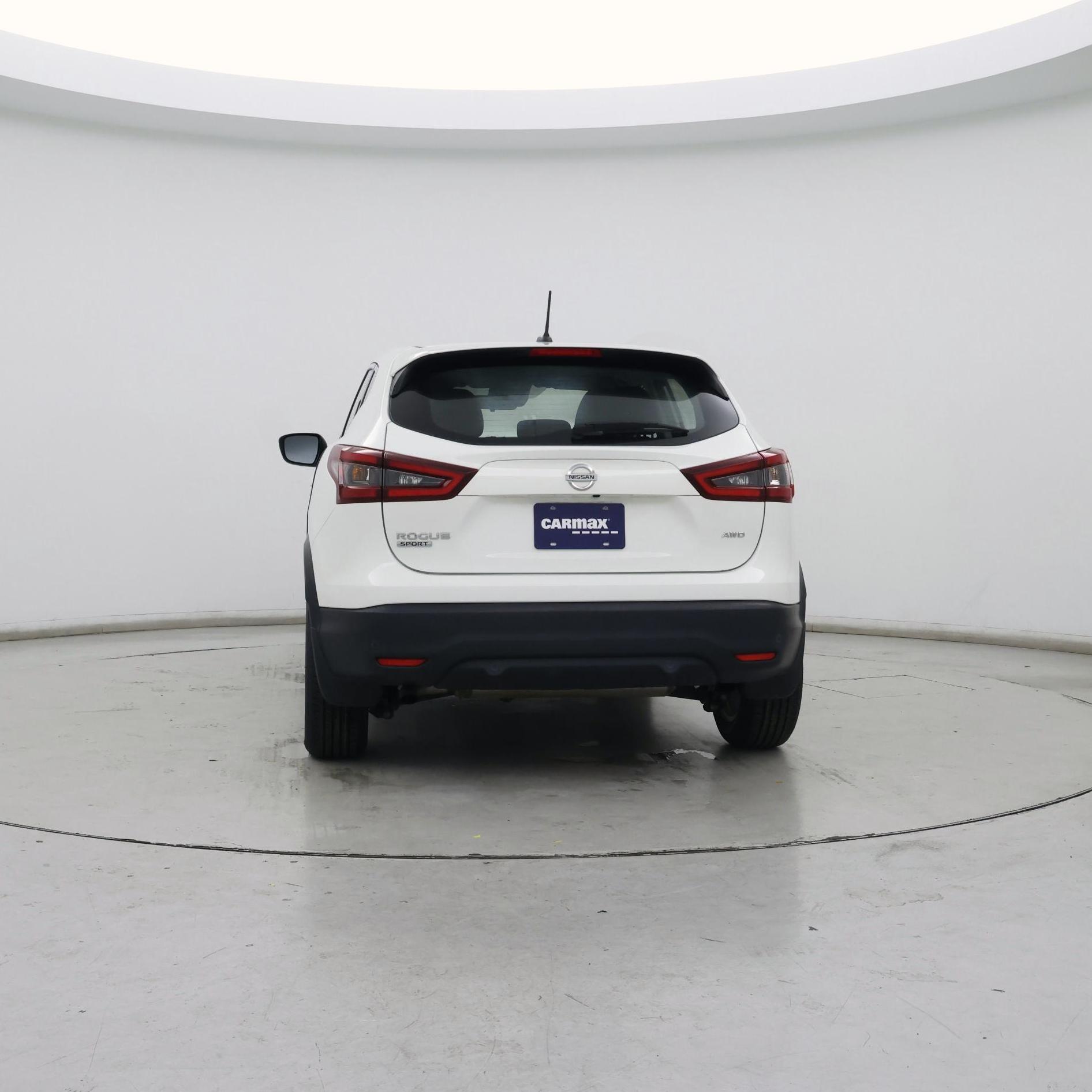 Thumbnail: 2021 Nissan Rogue Sport - 6