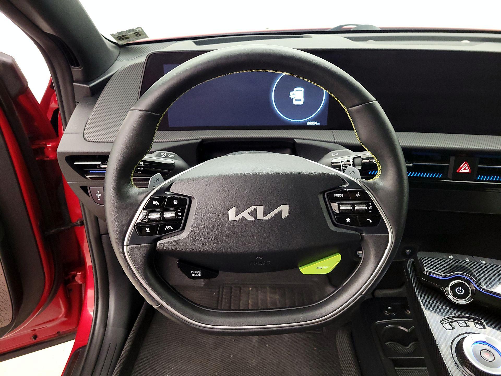 Thumbnail: 2023 Kia EV6 - 10