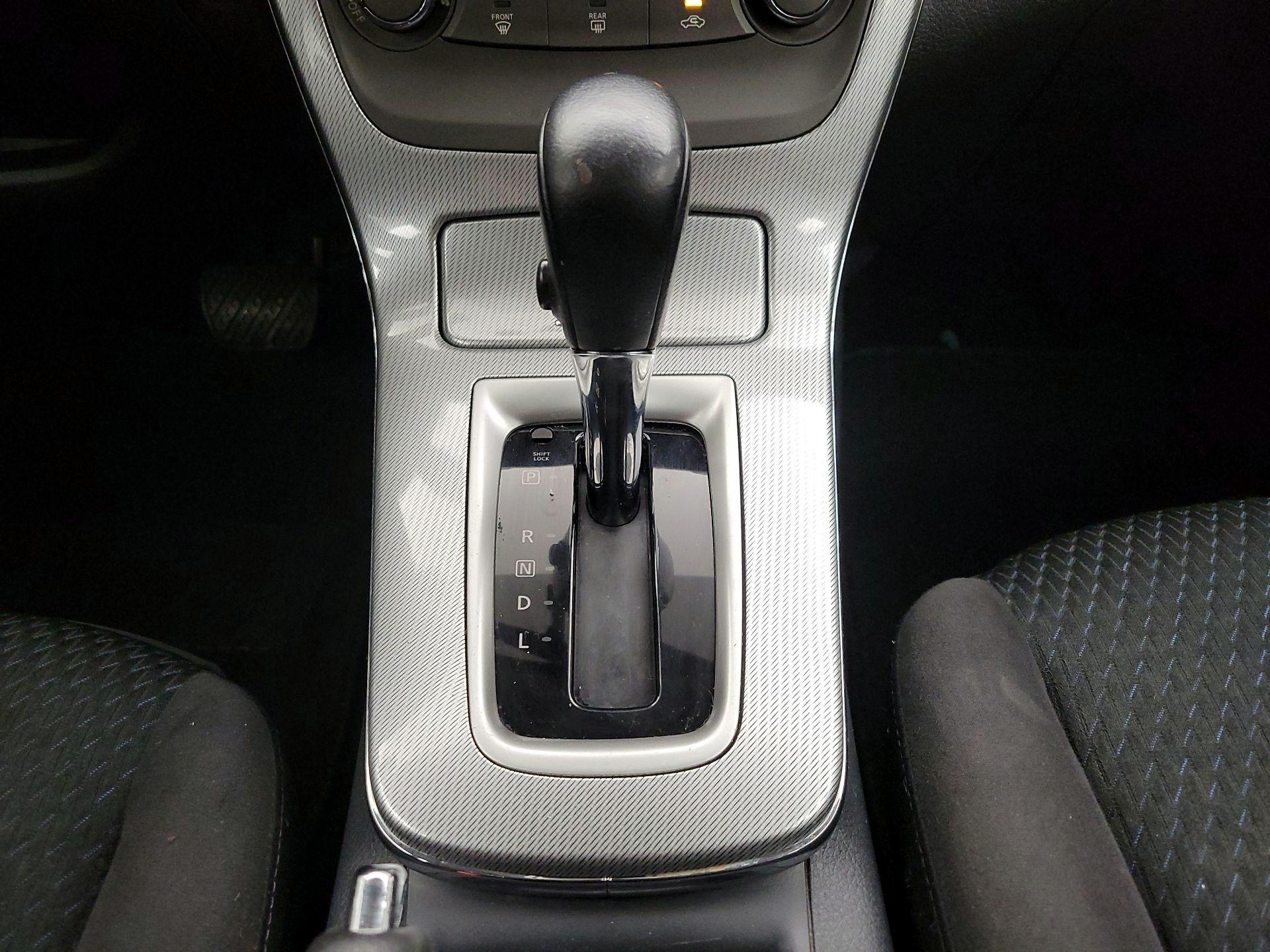 Thumbnail: 2014 Nissan Sentra - 16