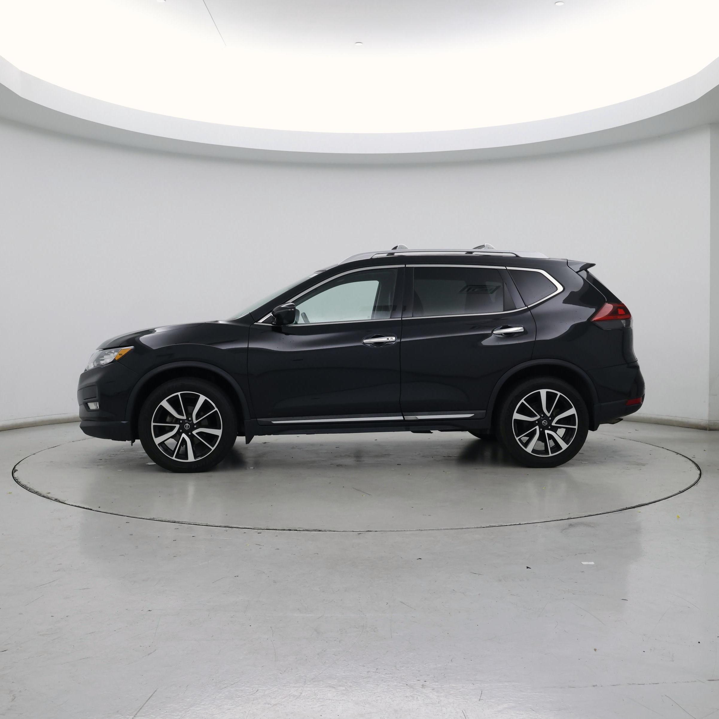 Thumbnail: 2020 Nissan Rogue - 3