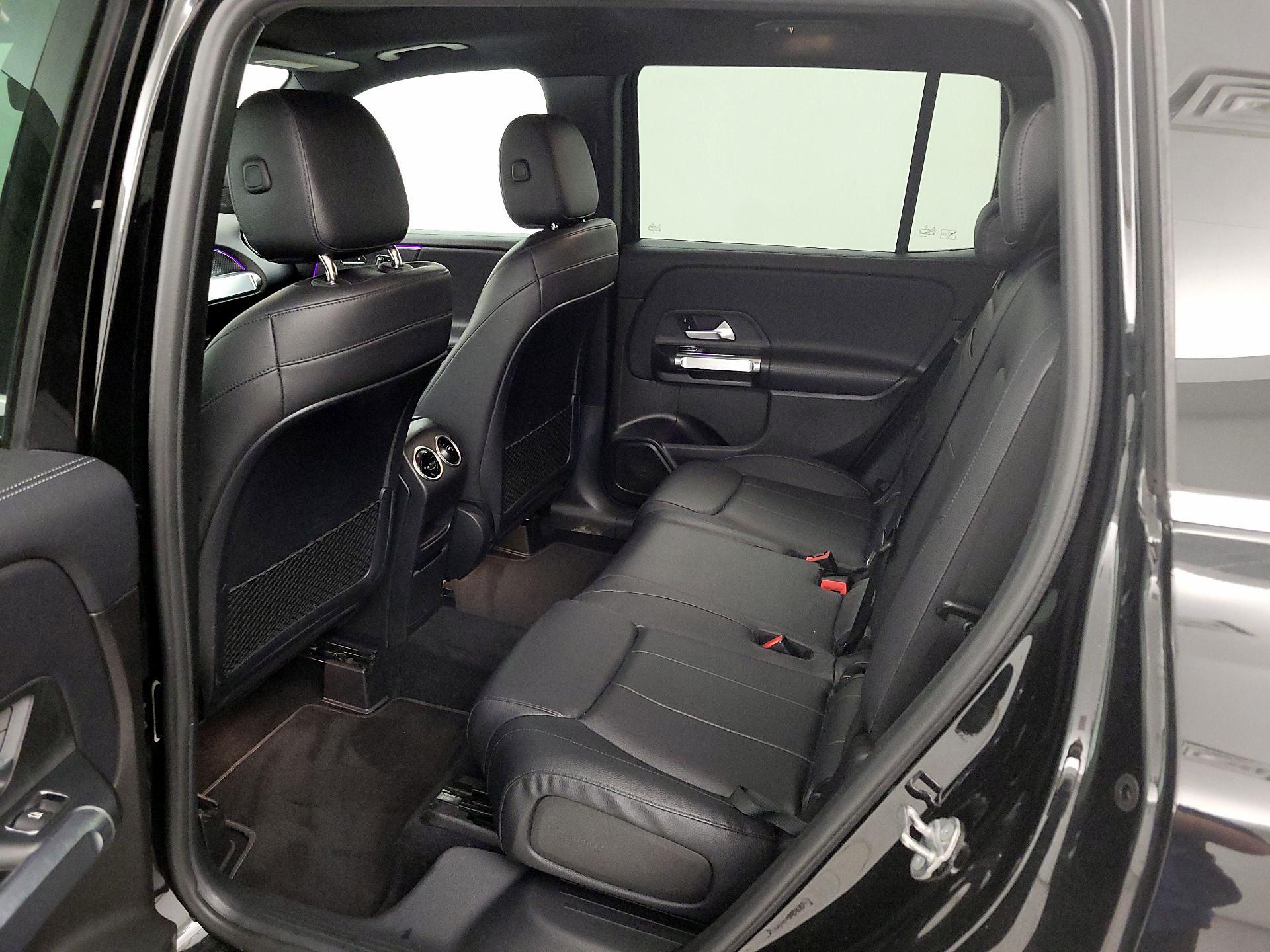 Thumbnail: 2020 Mercedes-Benz GLB - 18