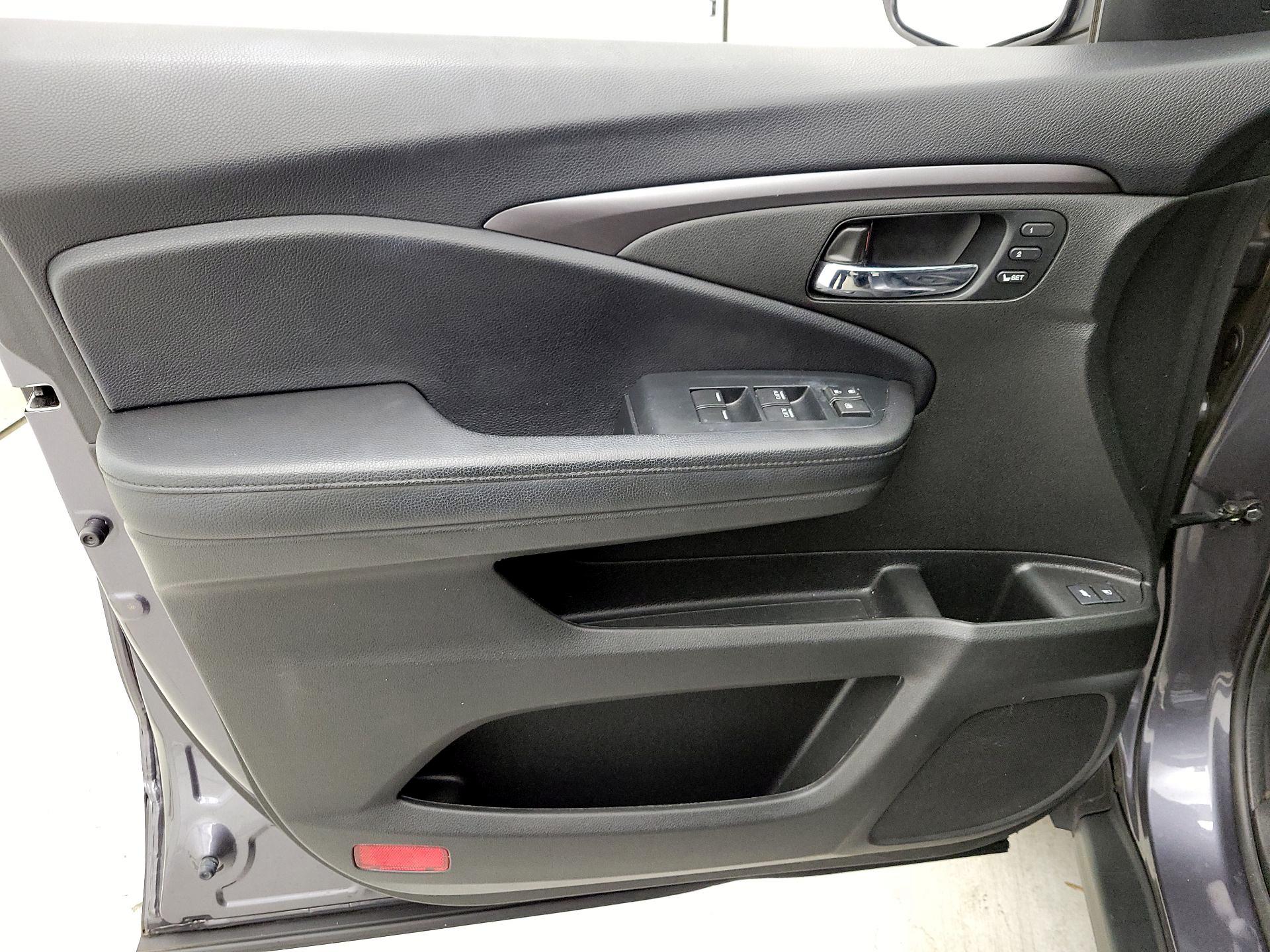 Thumbnail: 2022 Honda Pilot - 12