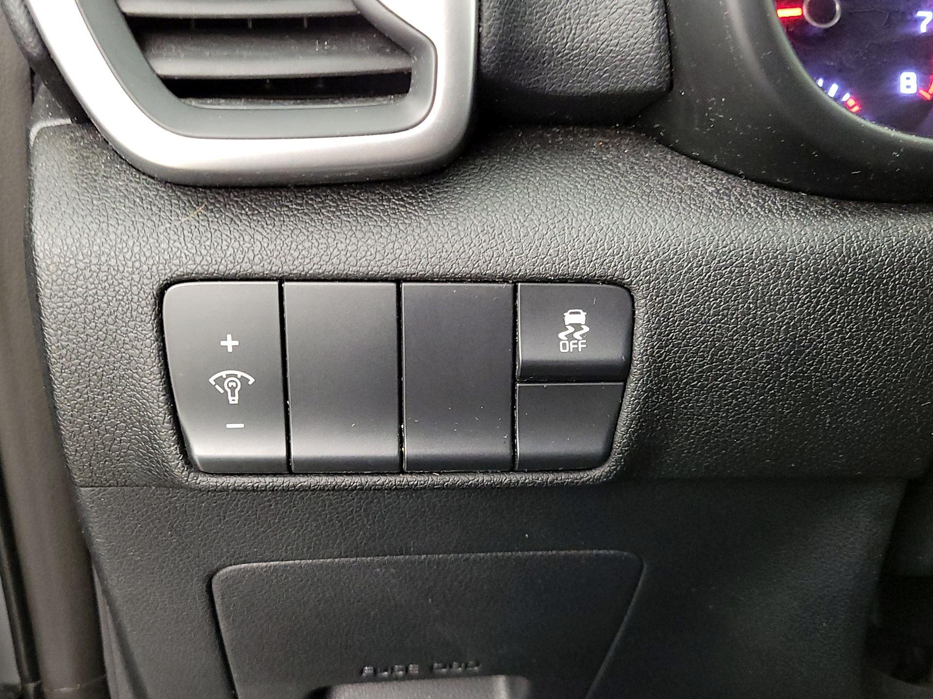 Thumbnail: 2019 Kia Sportage - 13