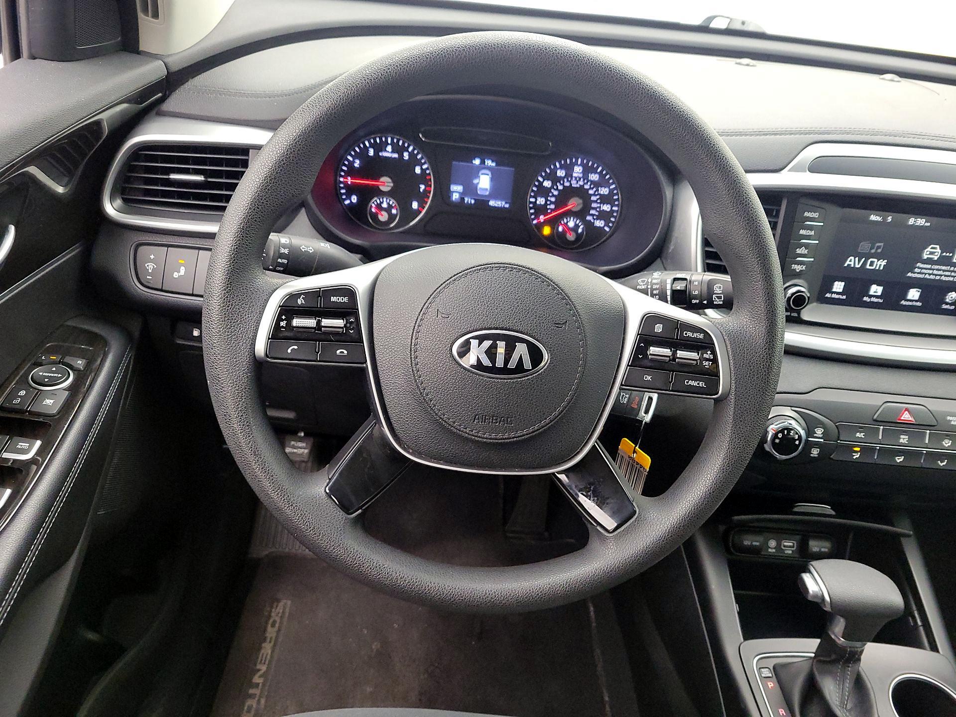 Thumbnail: 2019 Kia Sorento - 10