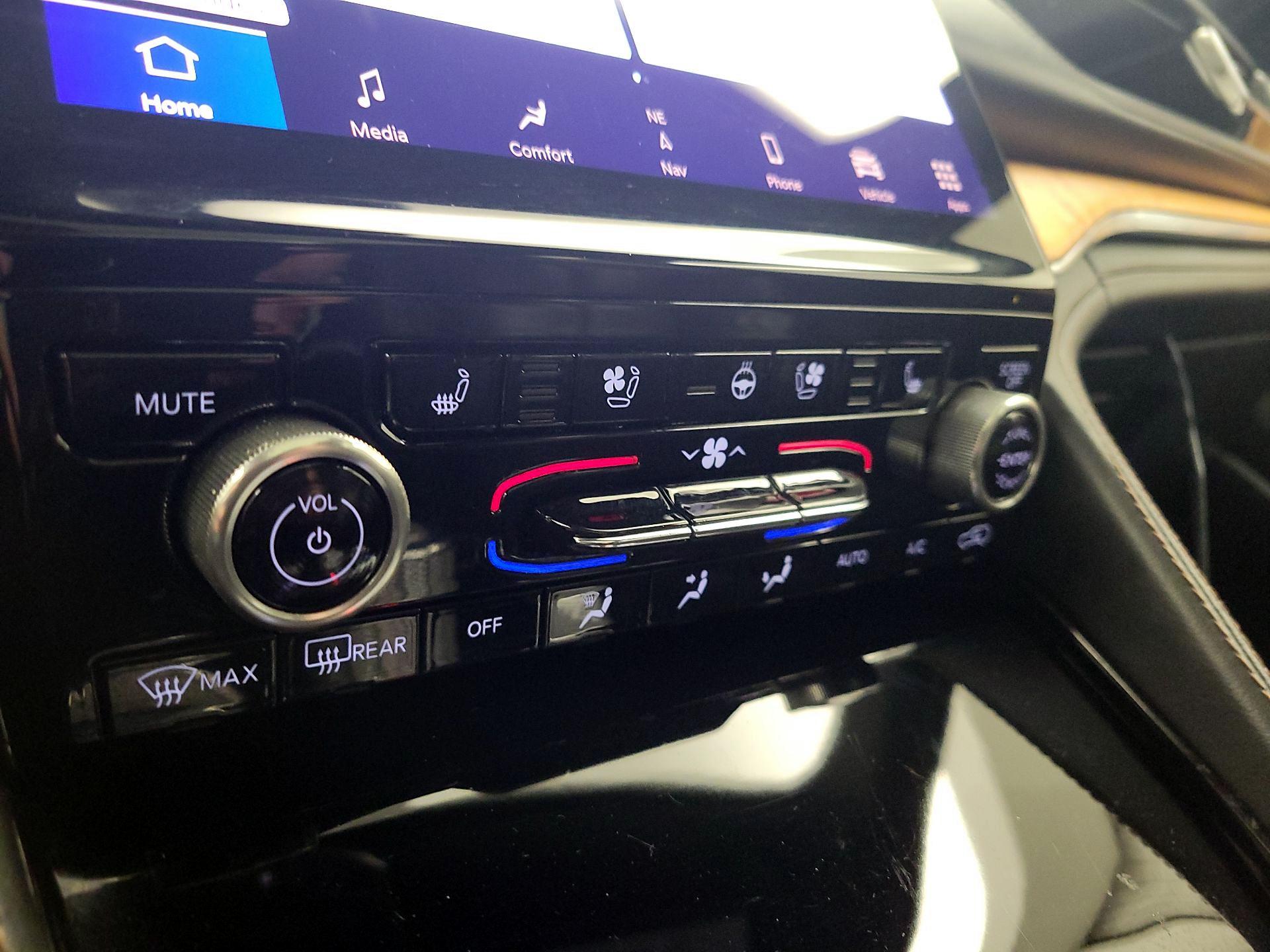 Thumbnail: 2022 Jeep Grand Cherokee L - 17