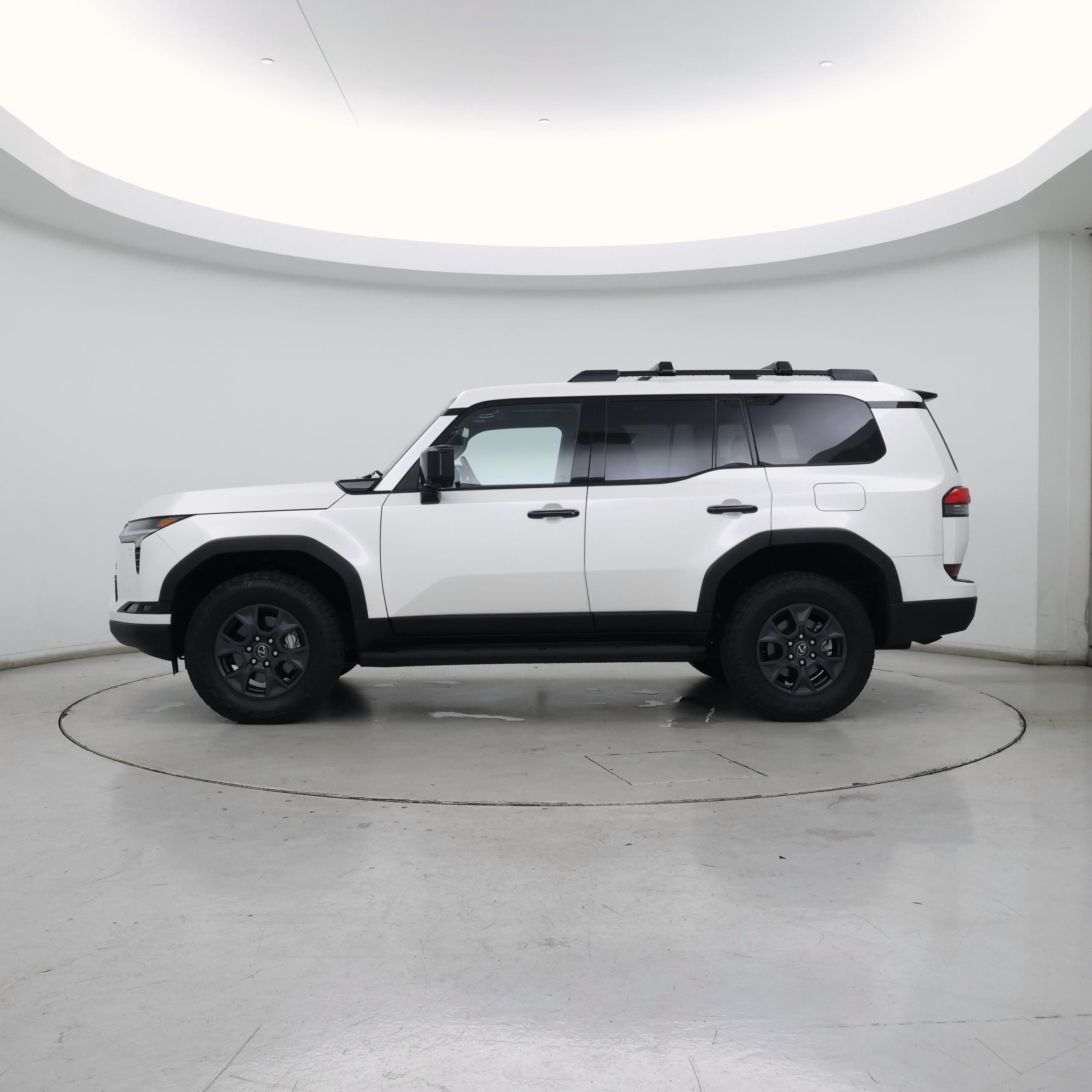Thumbnail: 2024 Lexus GX - 3