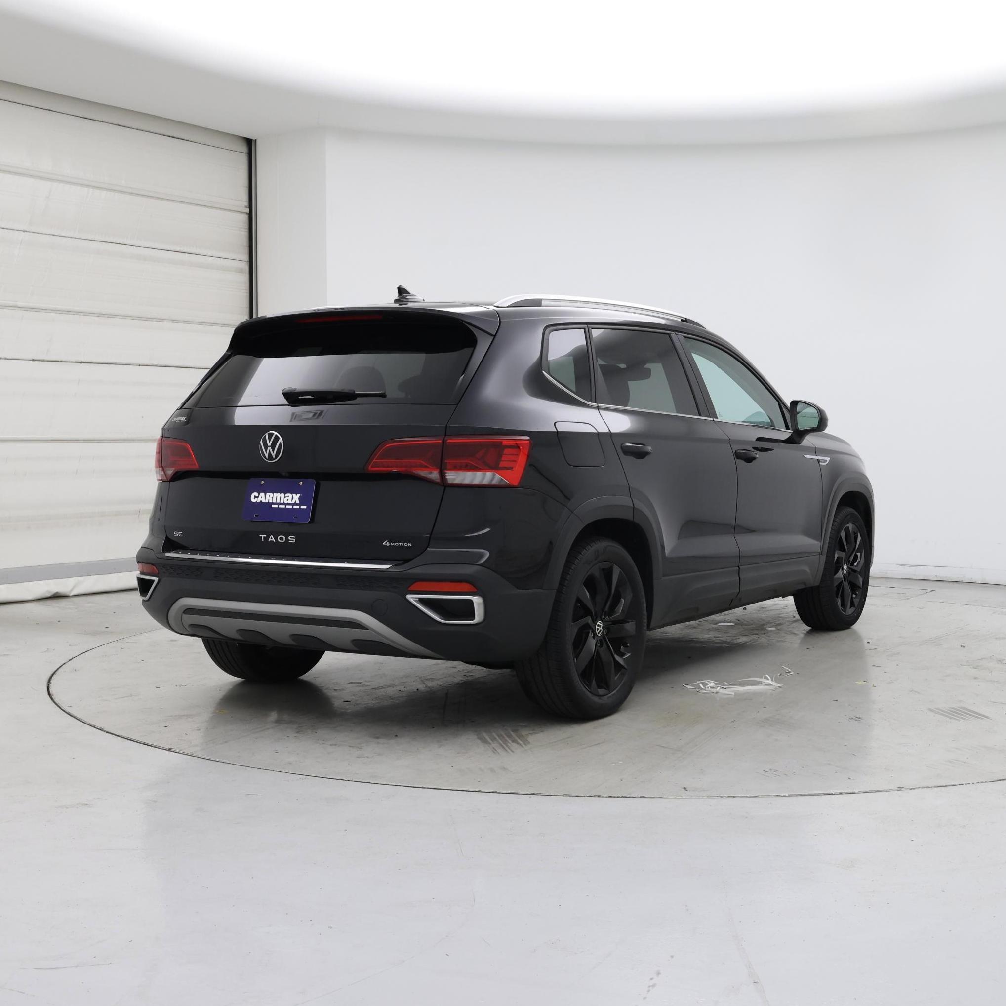 Thumbnail: 2023 Volkswagen Taos - 8