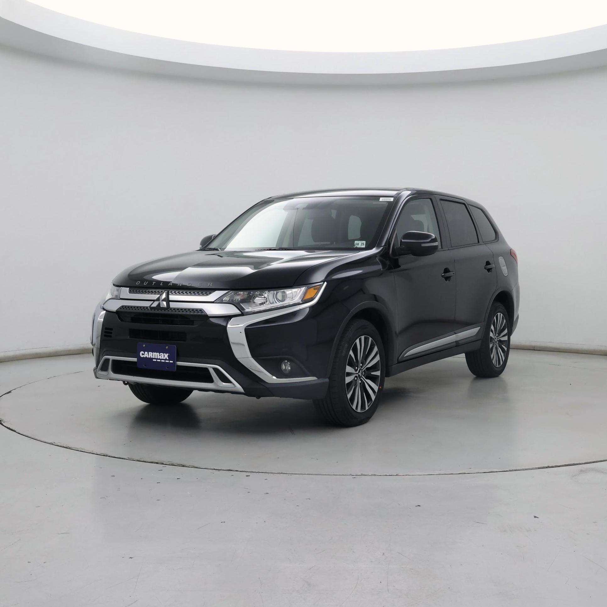 Thumbnail: 2020 Mitsubishi Outlander - 4