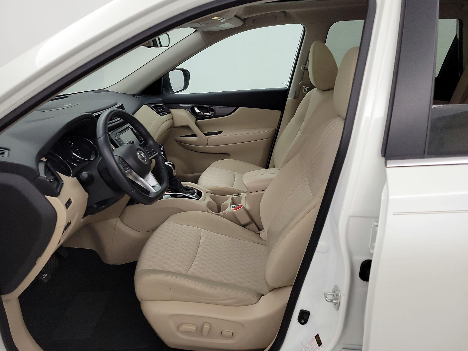 Thumbnail: 2018 Nissan Rogue - 11