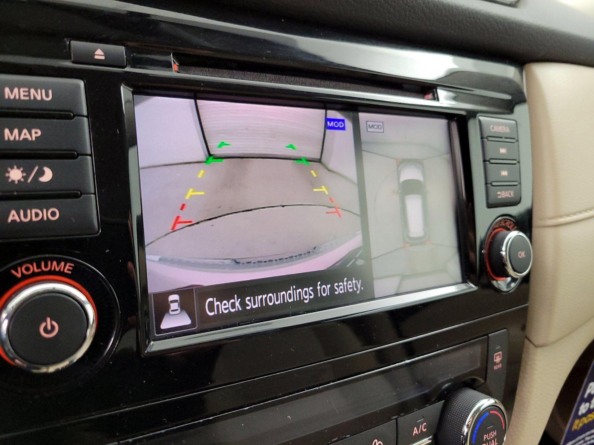 Thumbnail: 2018 Nissan Rogue - 15