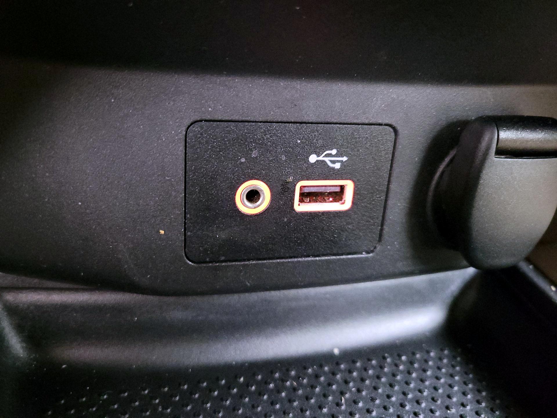 Thumbnail: 2018 Nissan Rogue - 19