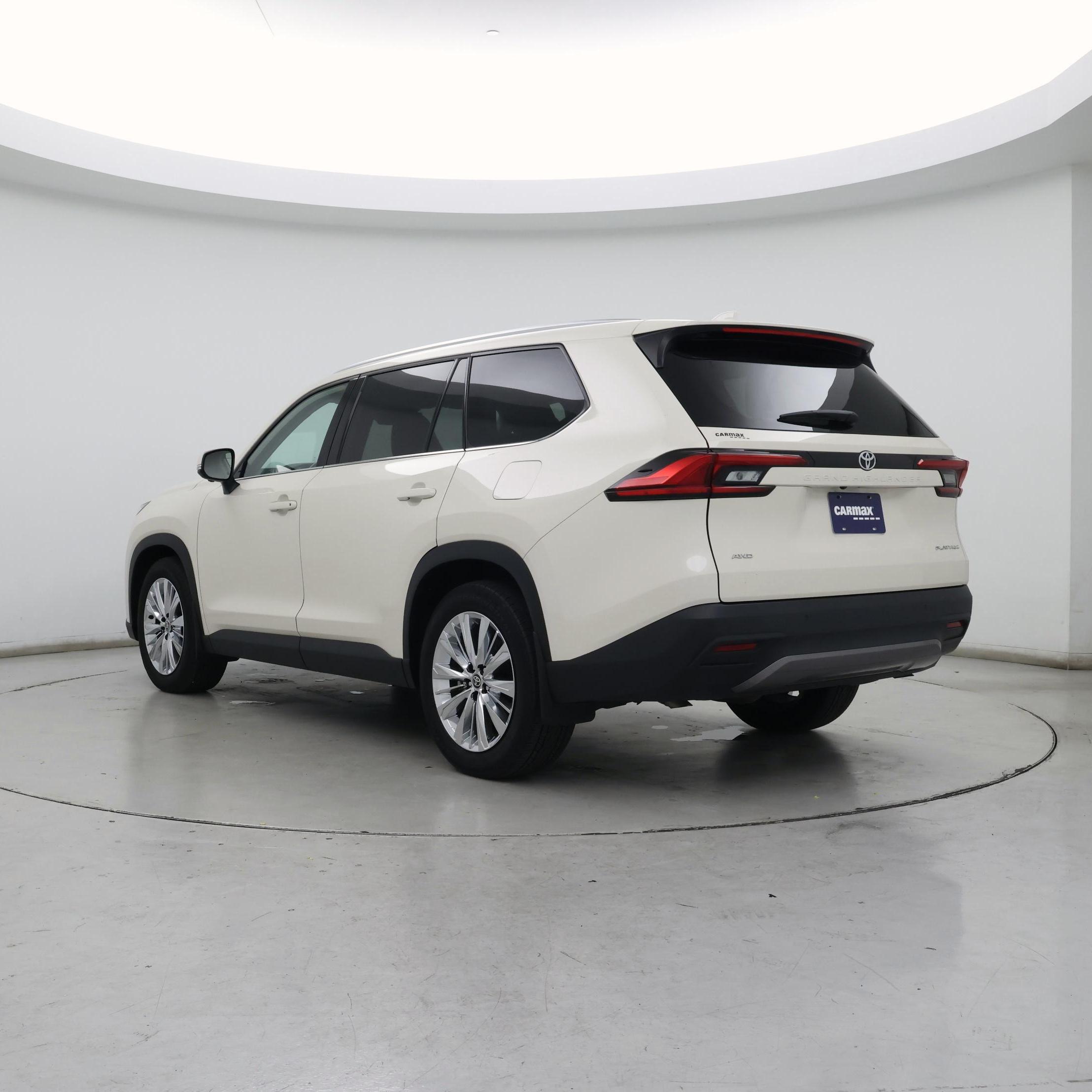 Thumbnail: 2024 Toyota Grand Highlander - 2