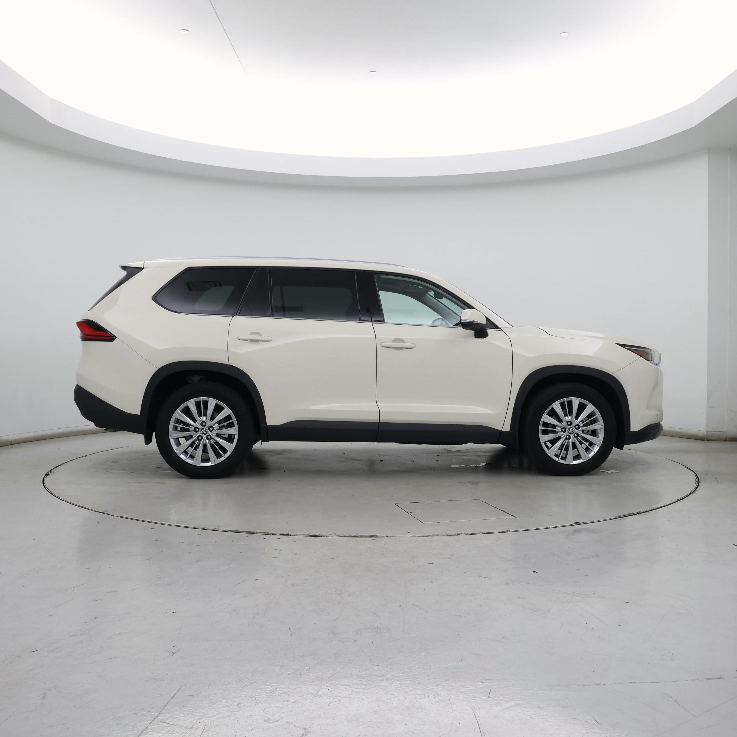 Thumbnail: 2024 Toyota Grand Highlander - 7